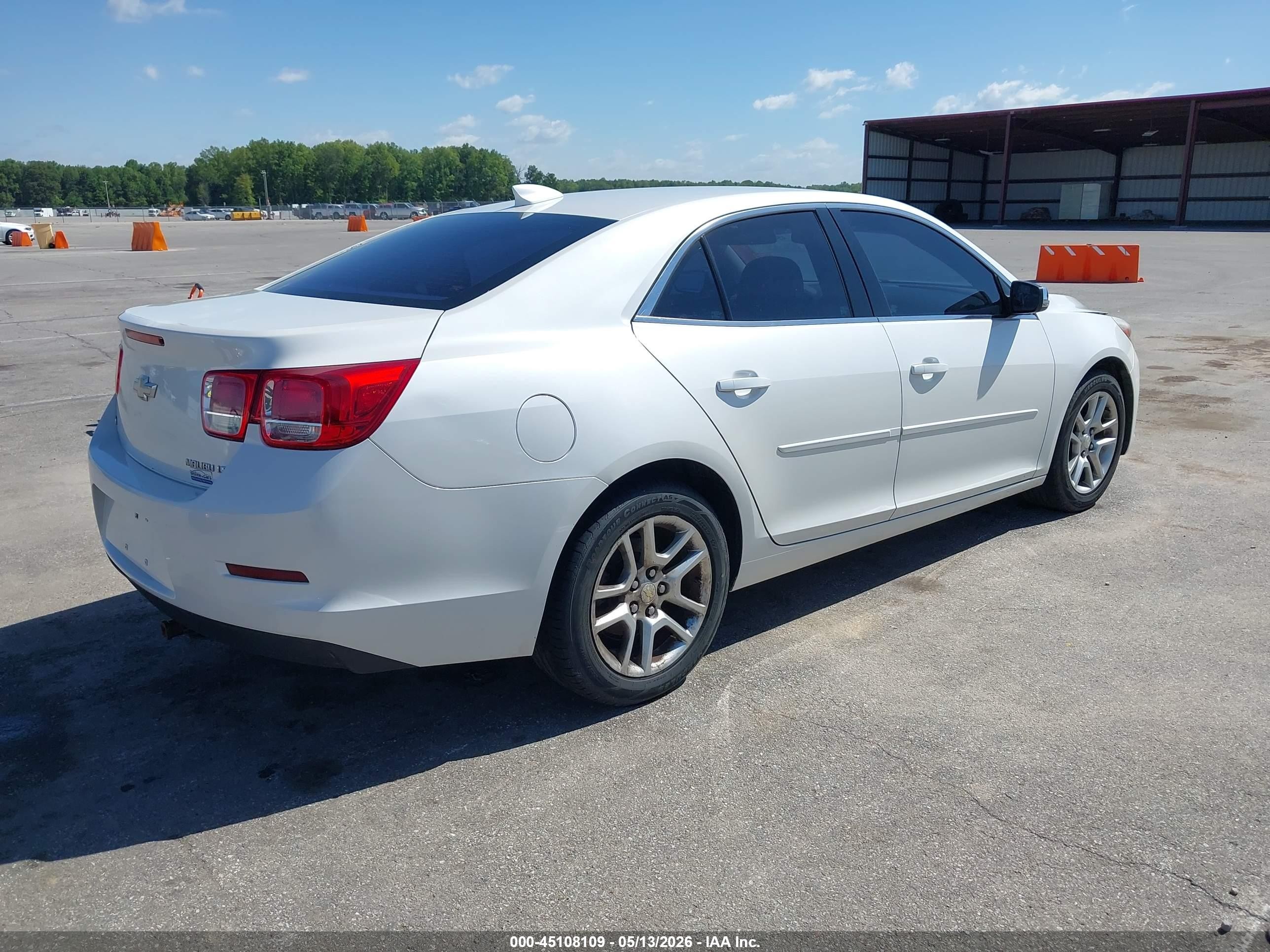 2015 Chevrolet Malibu 1lt White vin: 1G11C5SL8FU151579