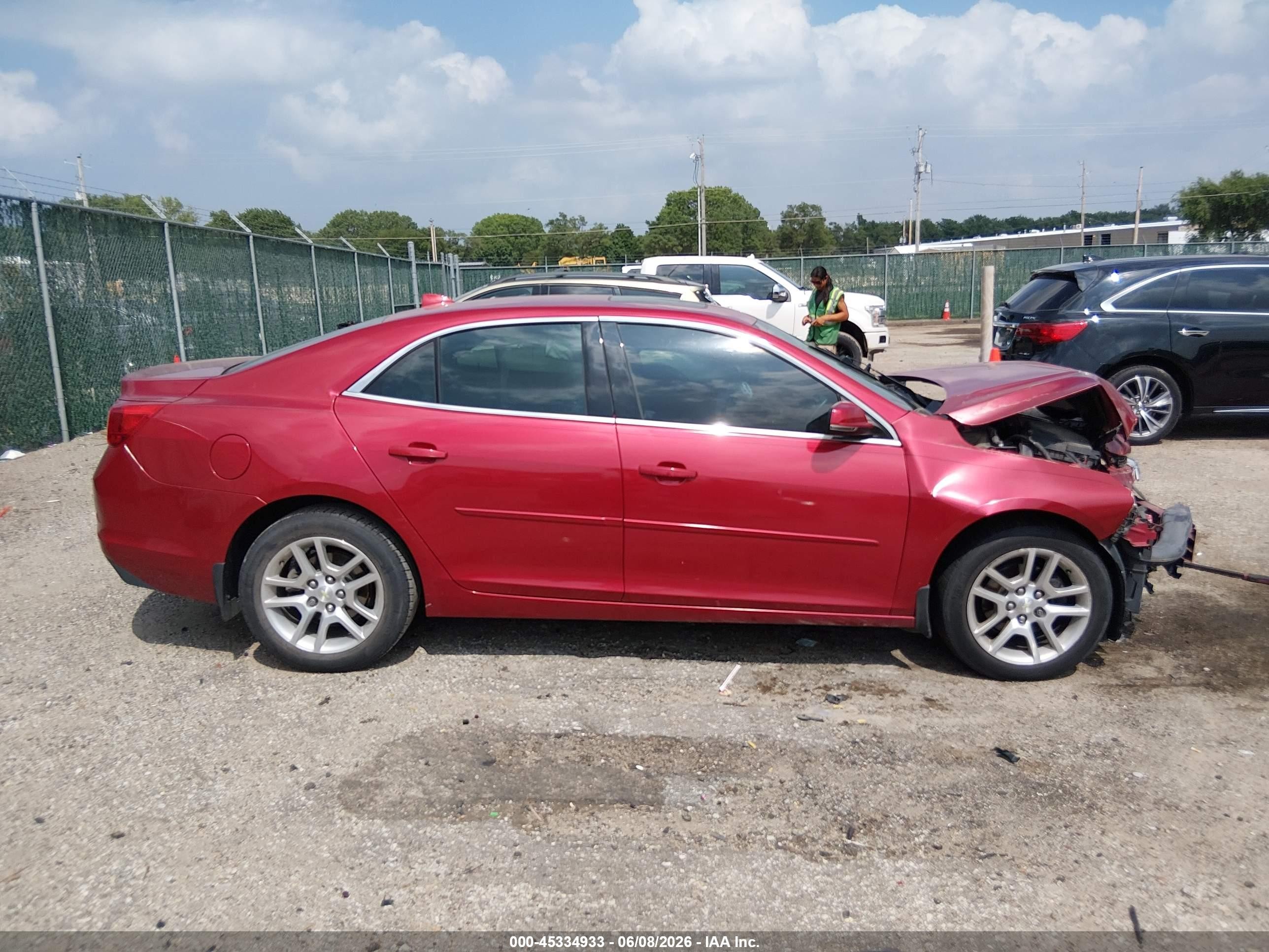 2014 Chevrolet Malibu 1lt Red vin: 1G11C5SL9EF107383
