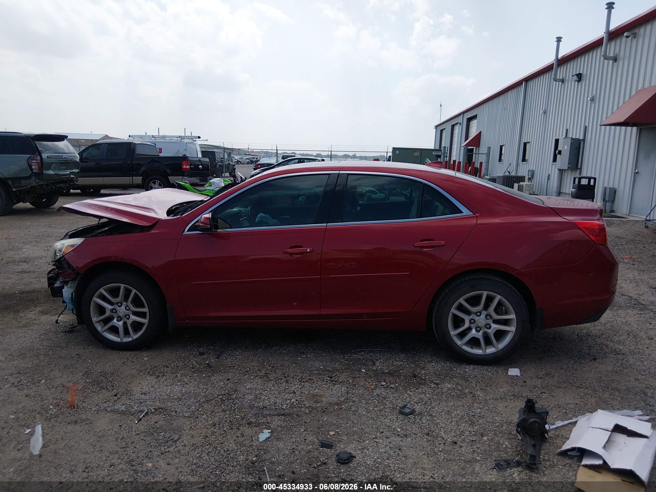 2014 Chevrolet Malibu 1lt Red vin: 1G11C5SL9EF107383