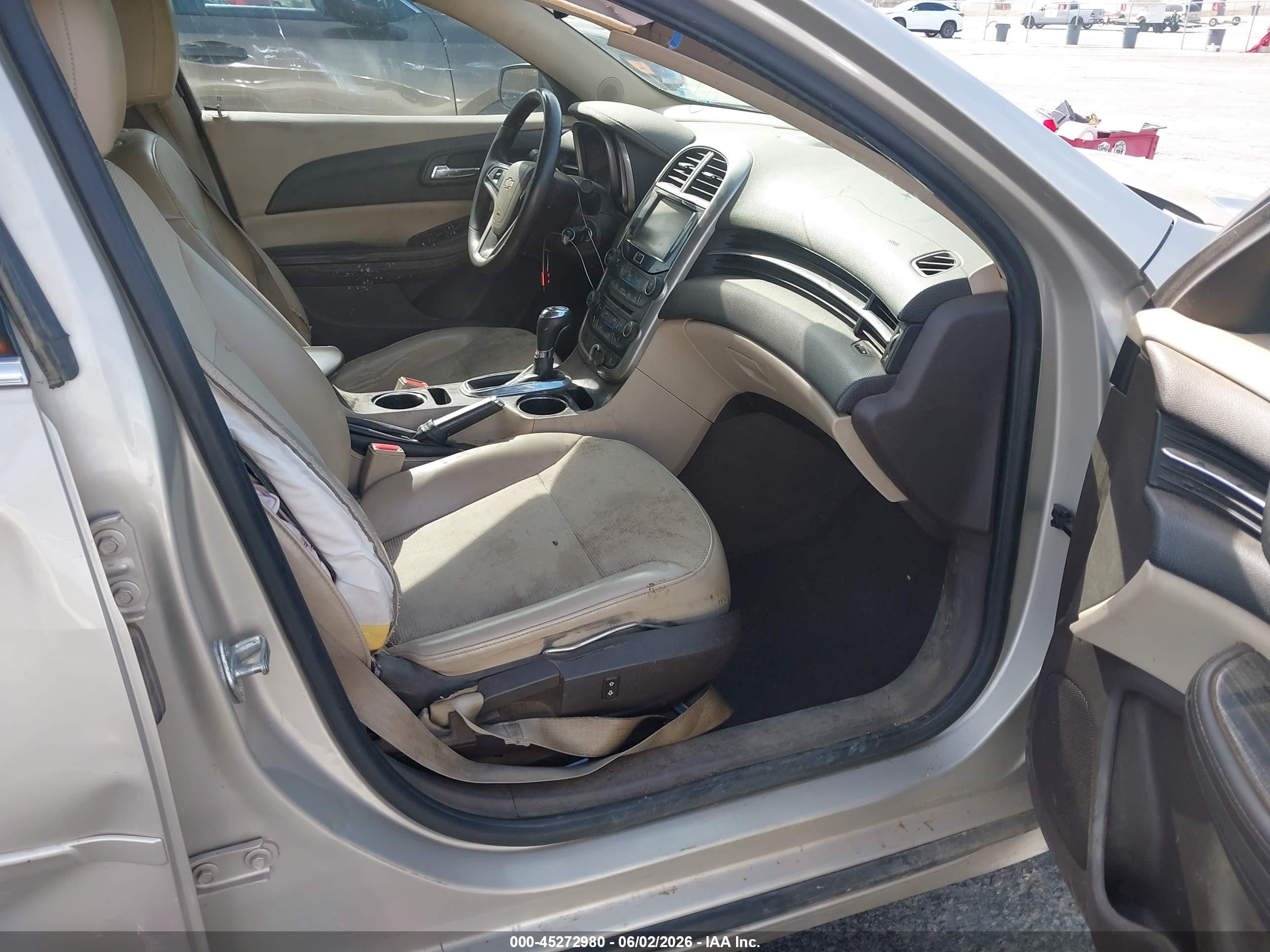 2014 Chevrolet Malibu 1lt Tan vin: 1G11C5SL9EF181760