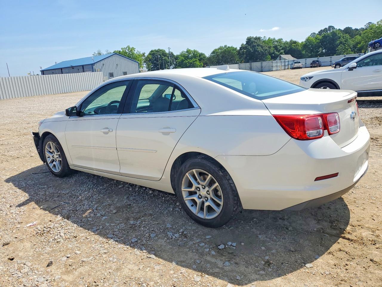 2014 Chevrolet Malibu 1lt White vin: 1G11C5SL9EF189552