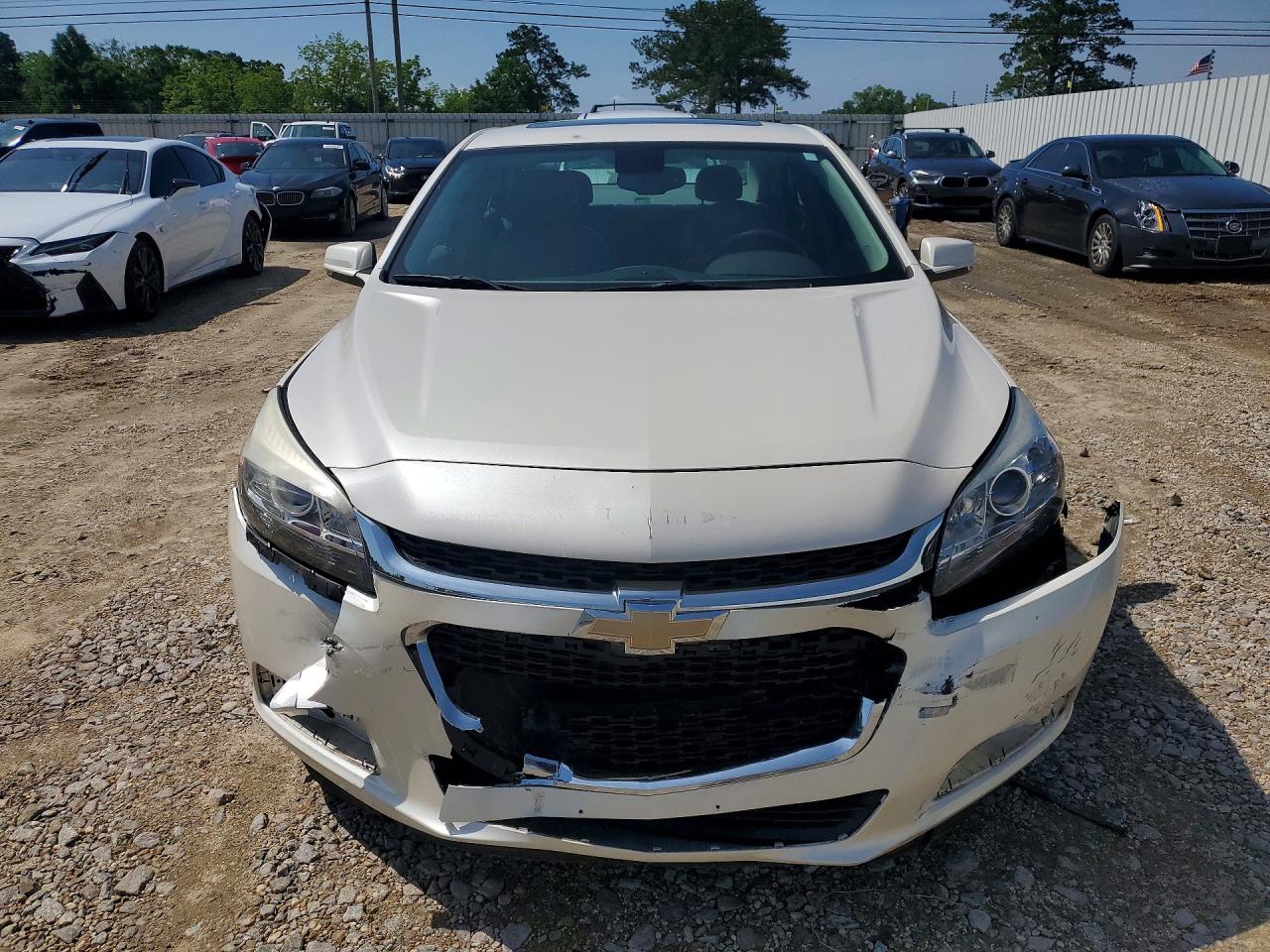 2014 Chevrolet Malibu 1lt White vin: 1G11C5SL9EF189552