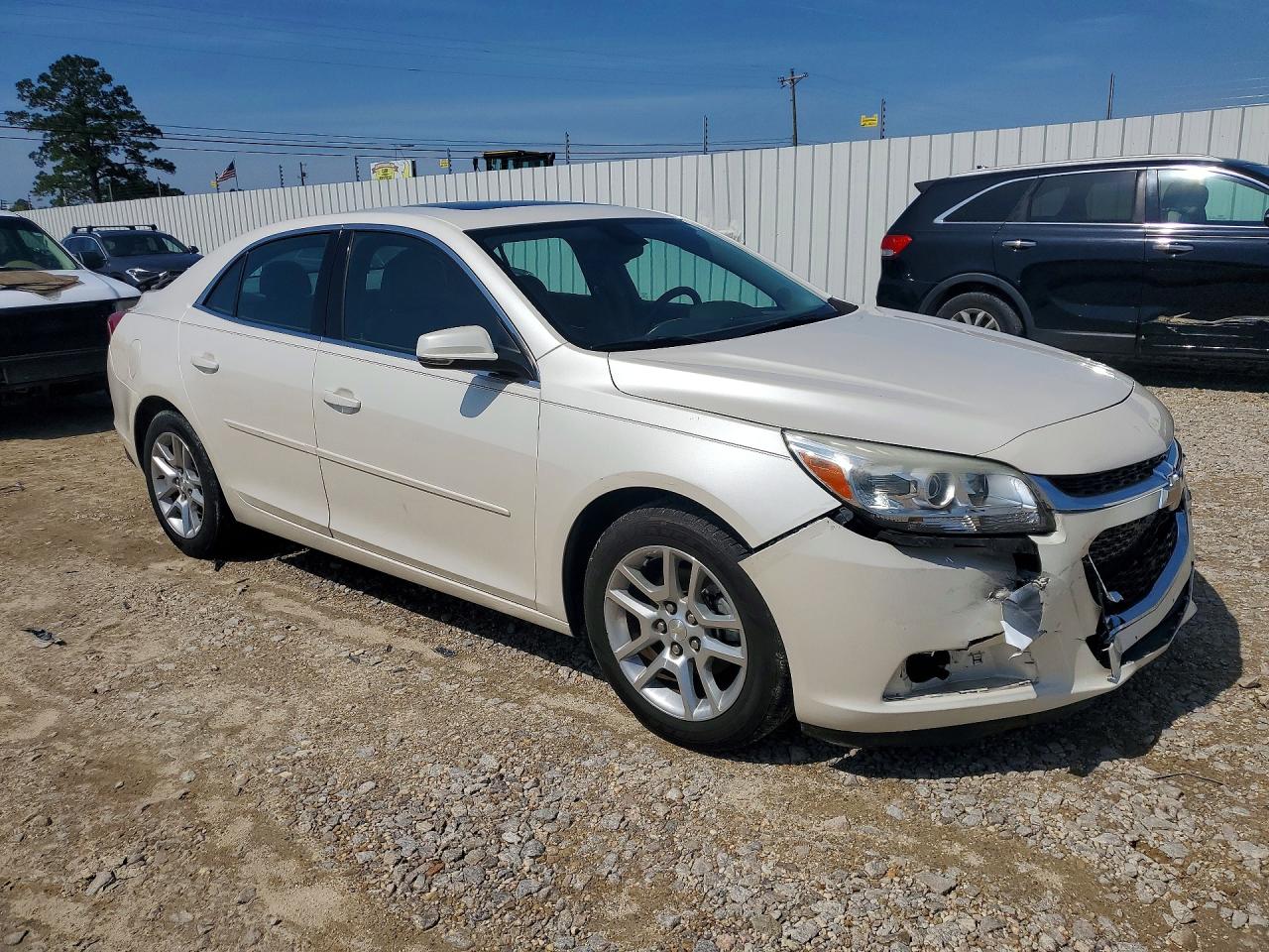 2014 Chevrolet Malibu 1lt White vin: 1G11C5SL9EF189552