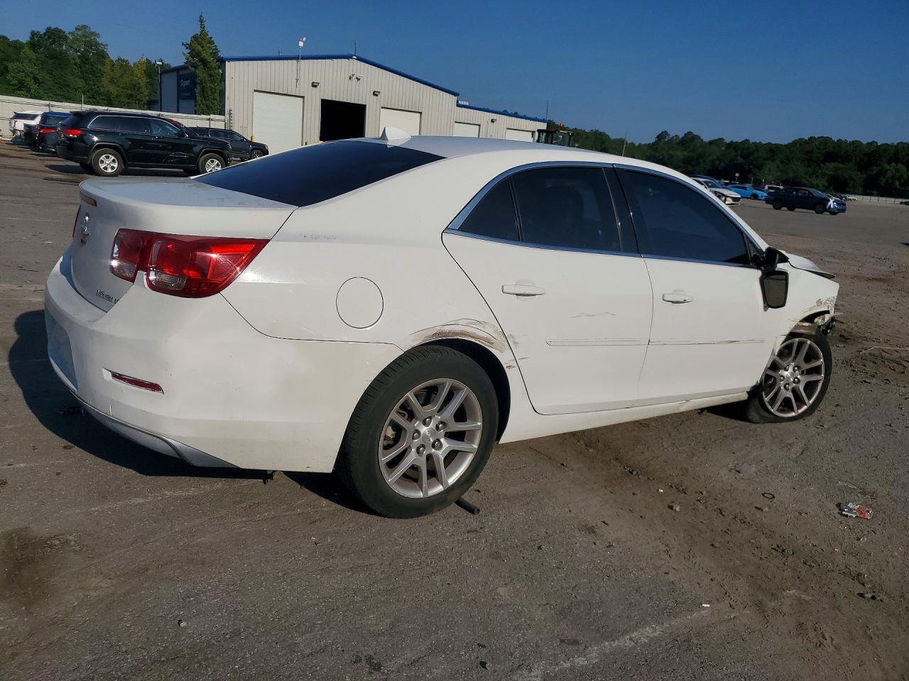 2014 Chevrolet Malibu 1lt White vin: 1G11C5SL9EF228513