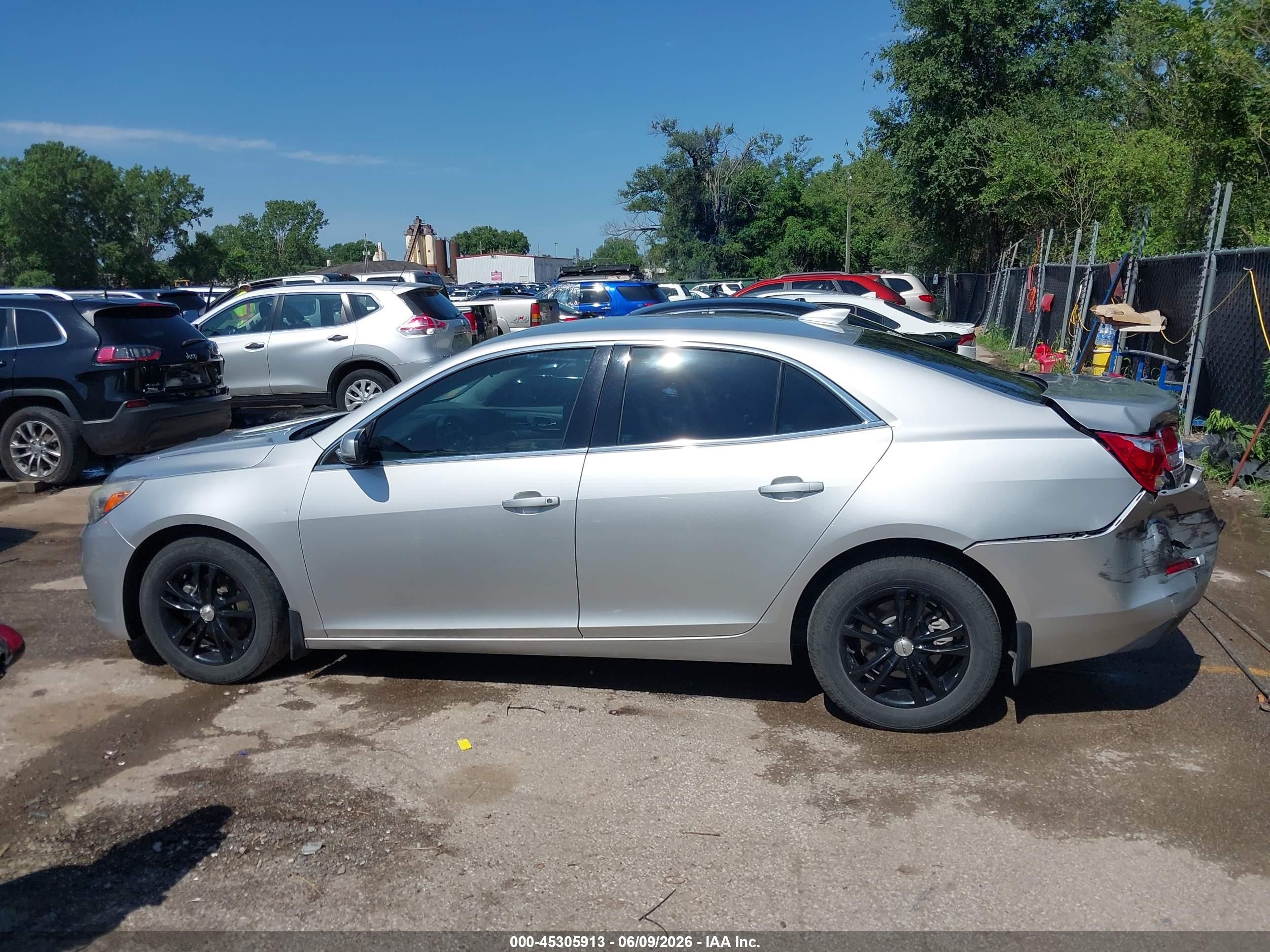2015 Chevrolet Malibu 1lt Silver vin: 1G11C5SL9FF213768