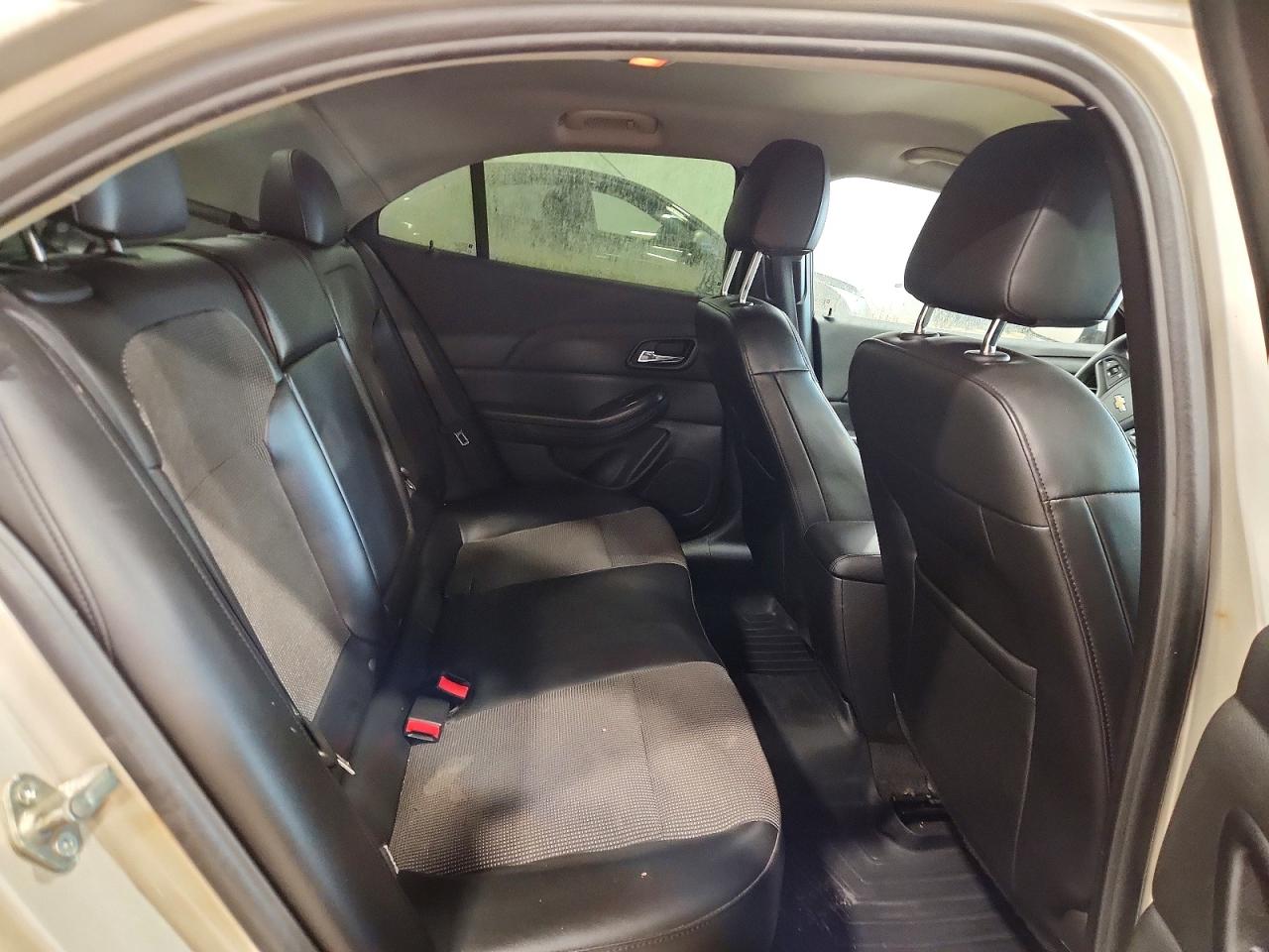 2015 Chevrolet Malibu 1lt Silver vin: 1G11C5SL9FF273890