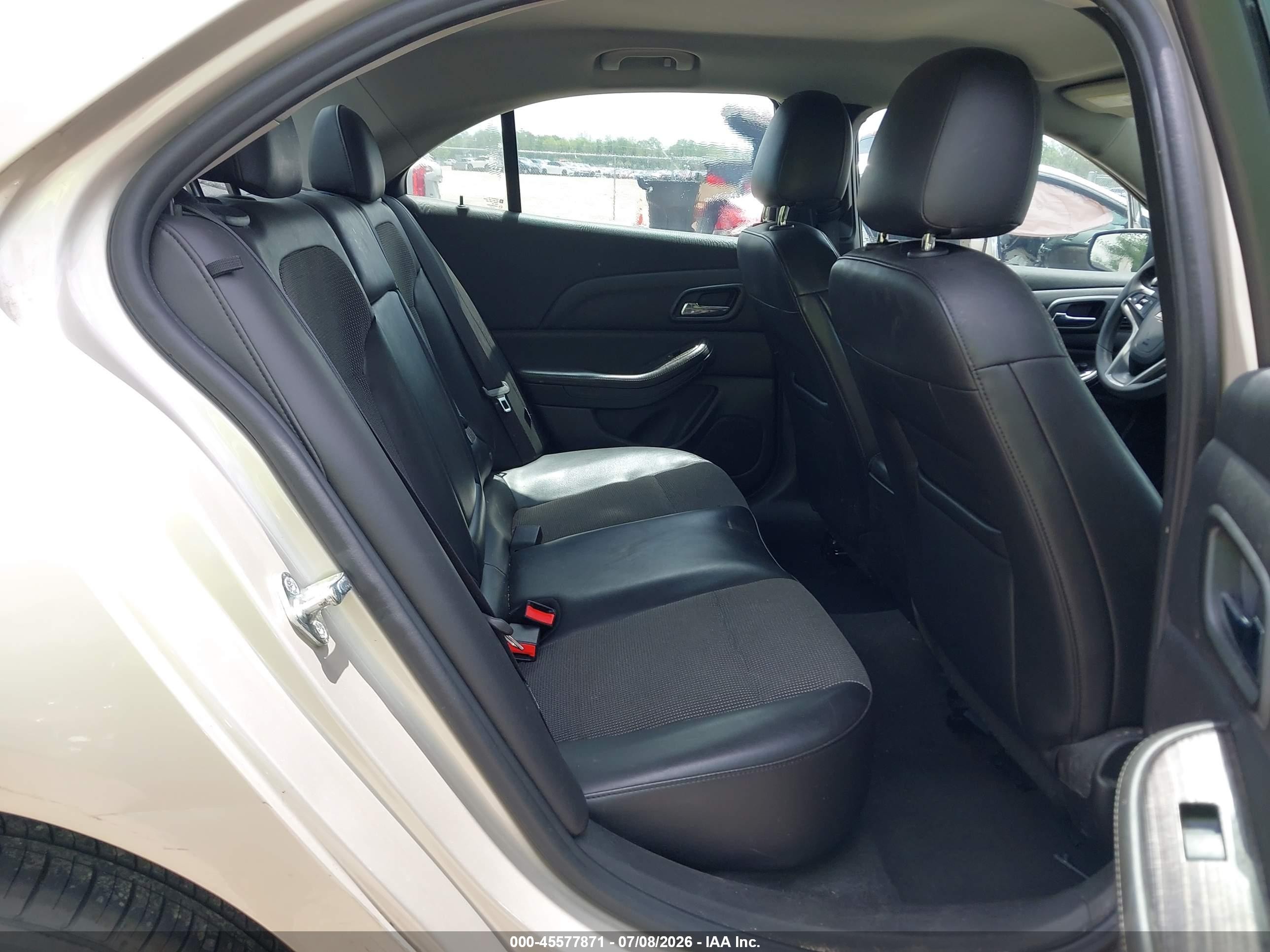 2015 Chevrolet Malibu 1lt Beige vin: 1G11C5SL9FF340570