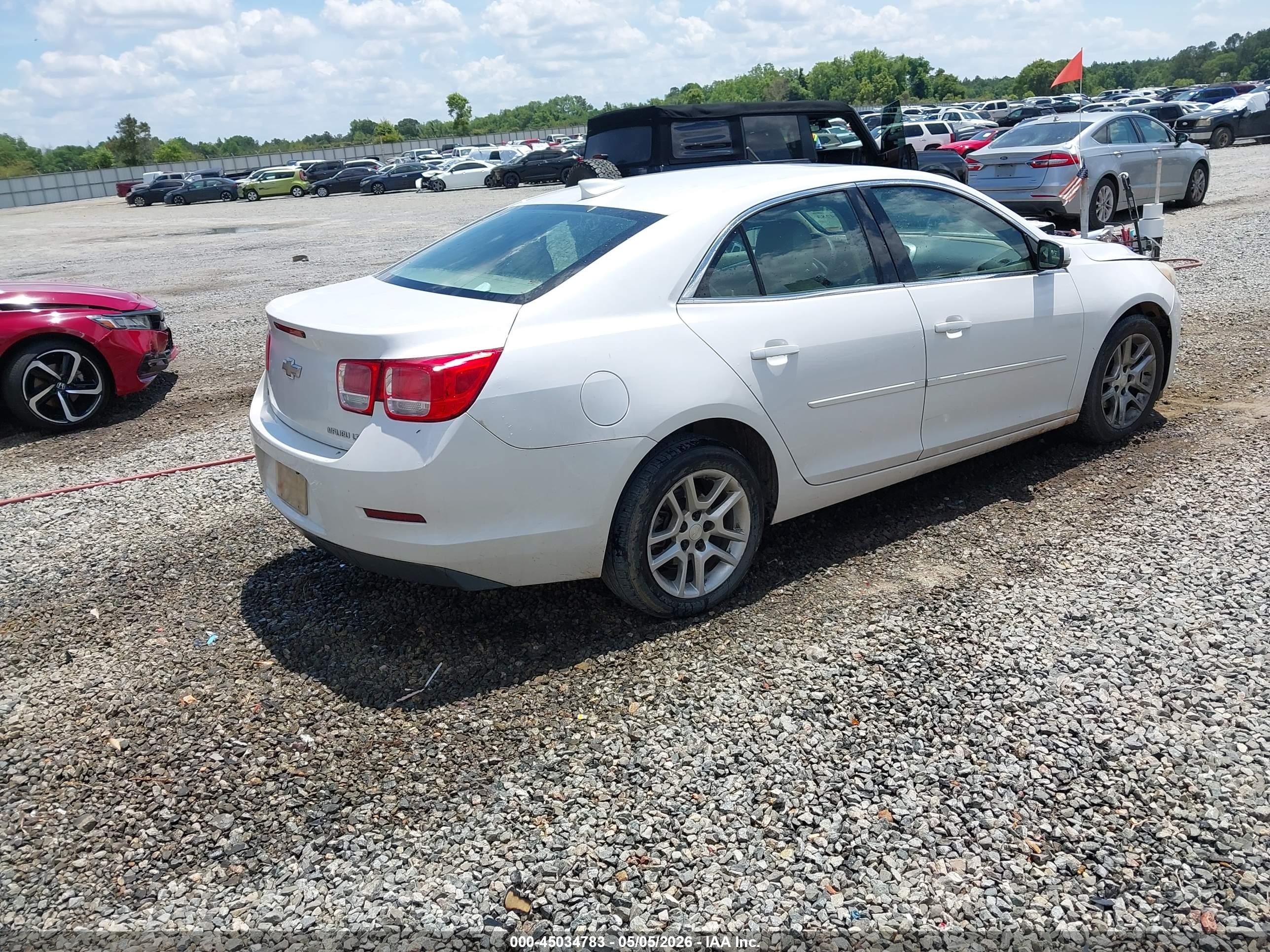 2015 Chevrolet Malibu 1lt White vin: 1G11C5SL9FF349026