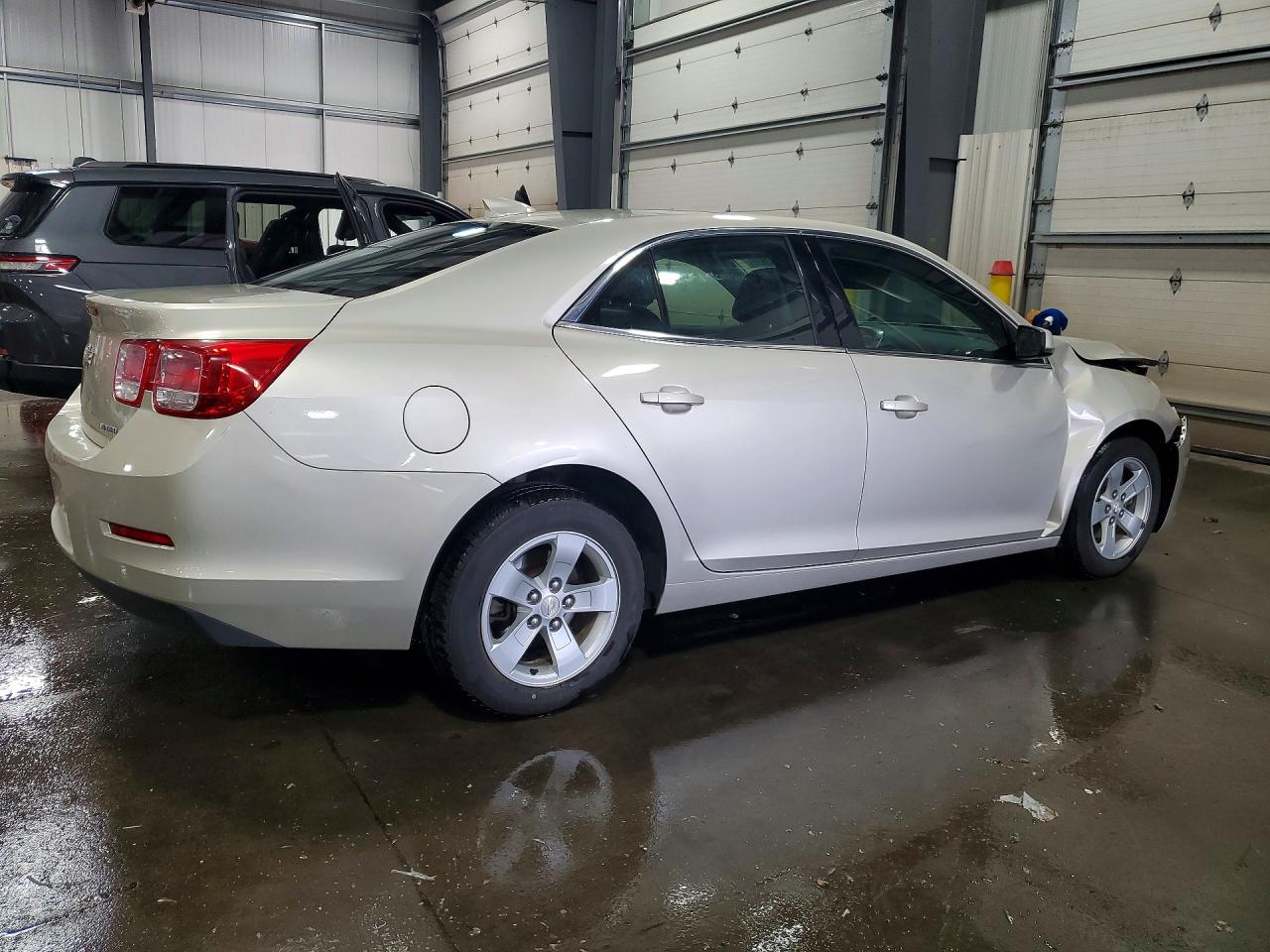 2015 Chevrolet Malibu 1lt Cream vin: 1G11C5SL9FF353187