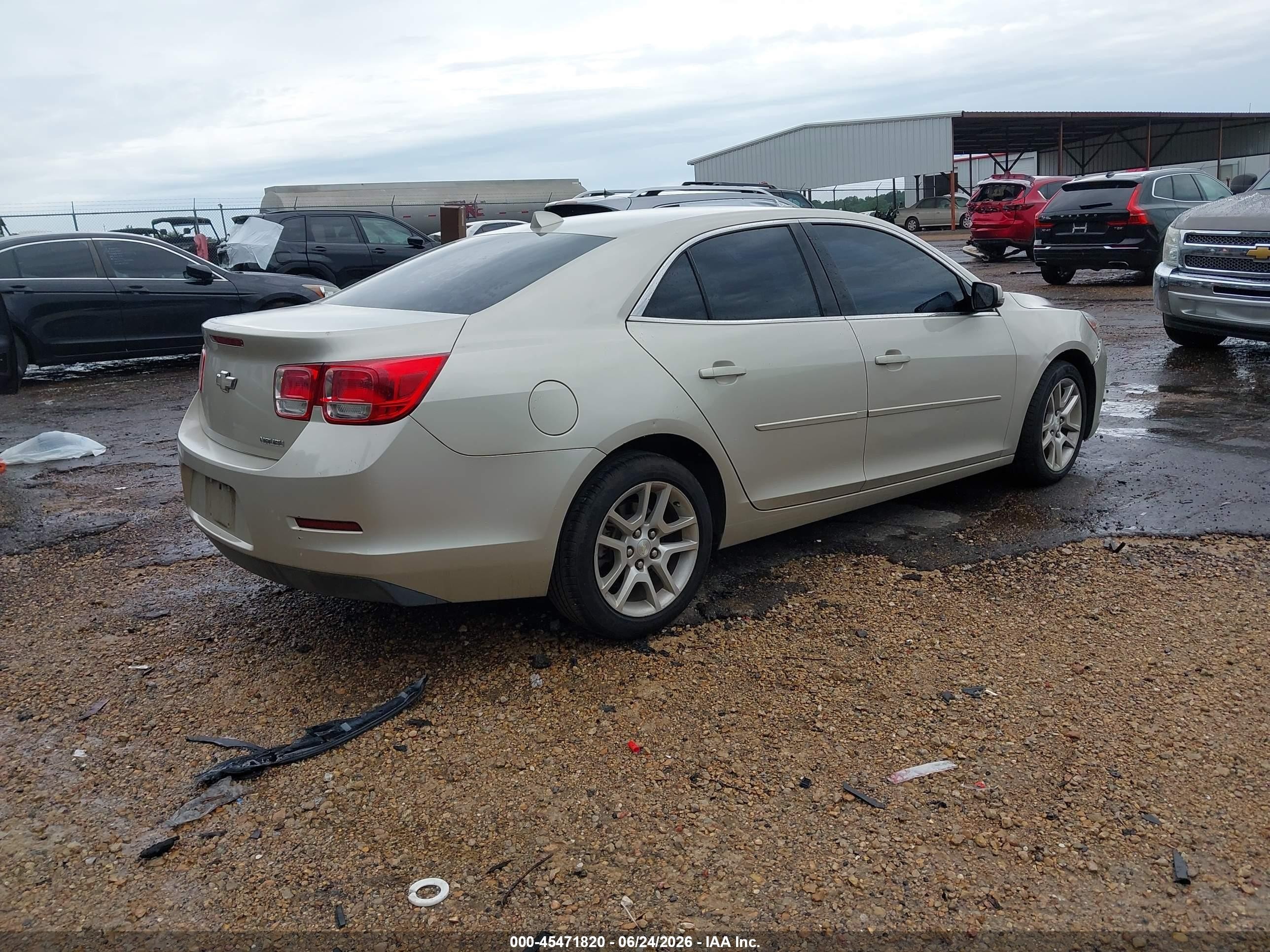 2014 Chevrolet Malibu 1lt Золотой vin: 1G11C5SLXEF119221