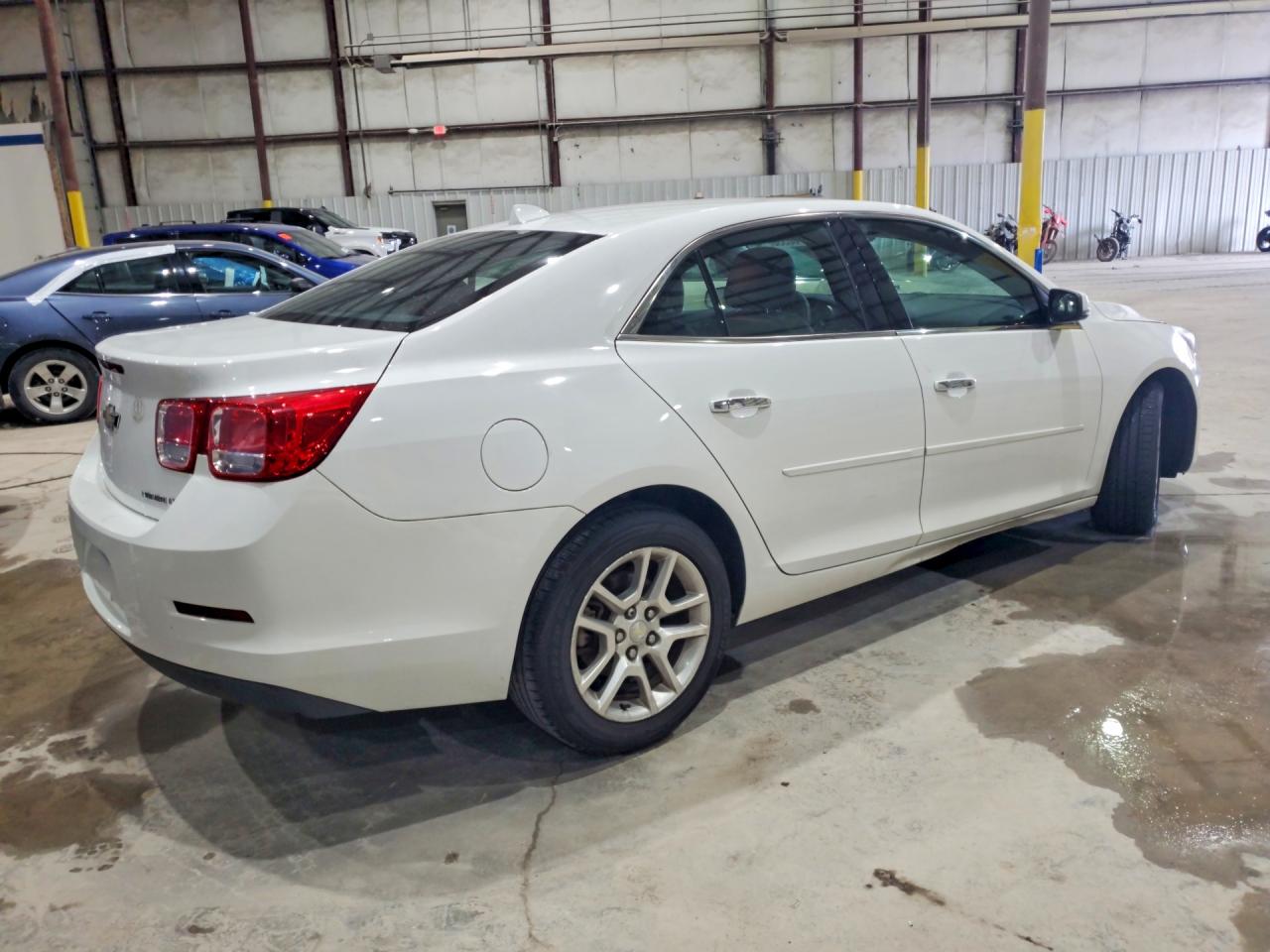 2014 Chevrolet Malibu 1lt White vin: 1G11C5SLXEF181038