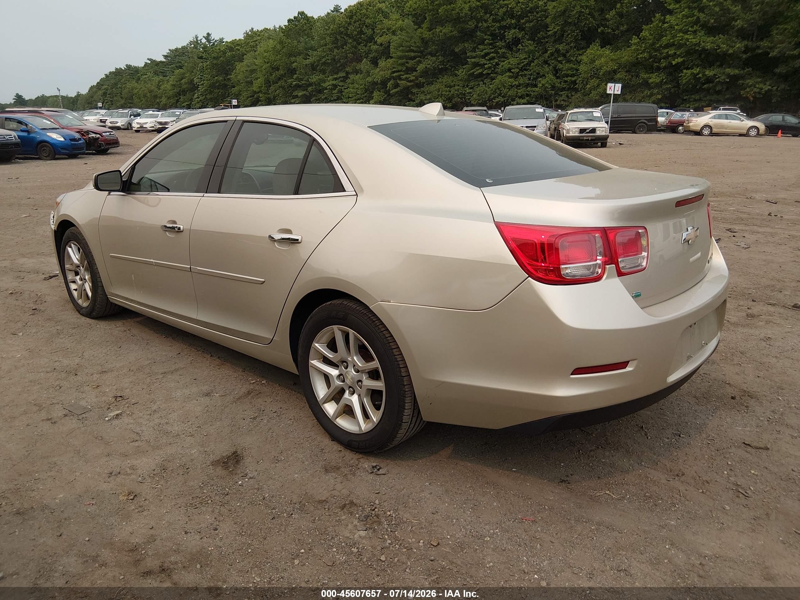 2014 Chevrolet Malibu 1lt Золотой vin: 1G11C5SLXEF240976