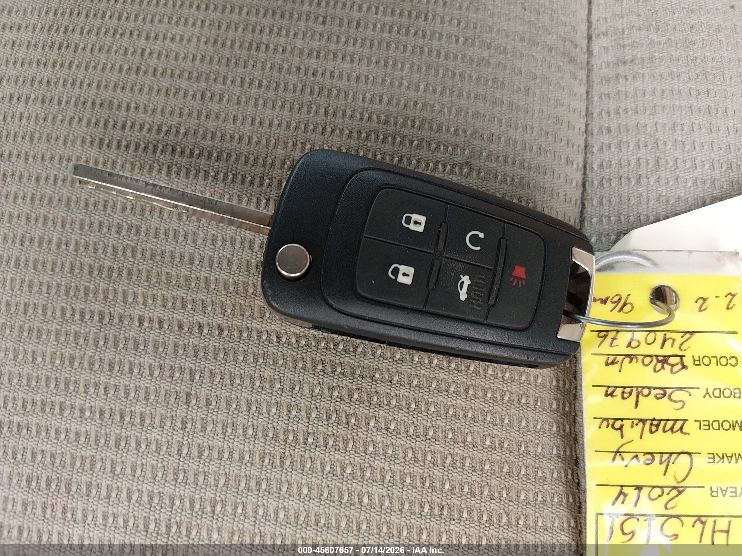 2014 Chevrolet Malibu 1lt Золотой vin: 1G11C5SLXEF240976