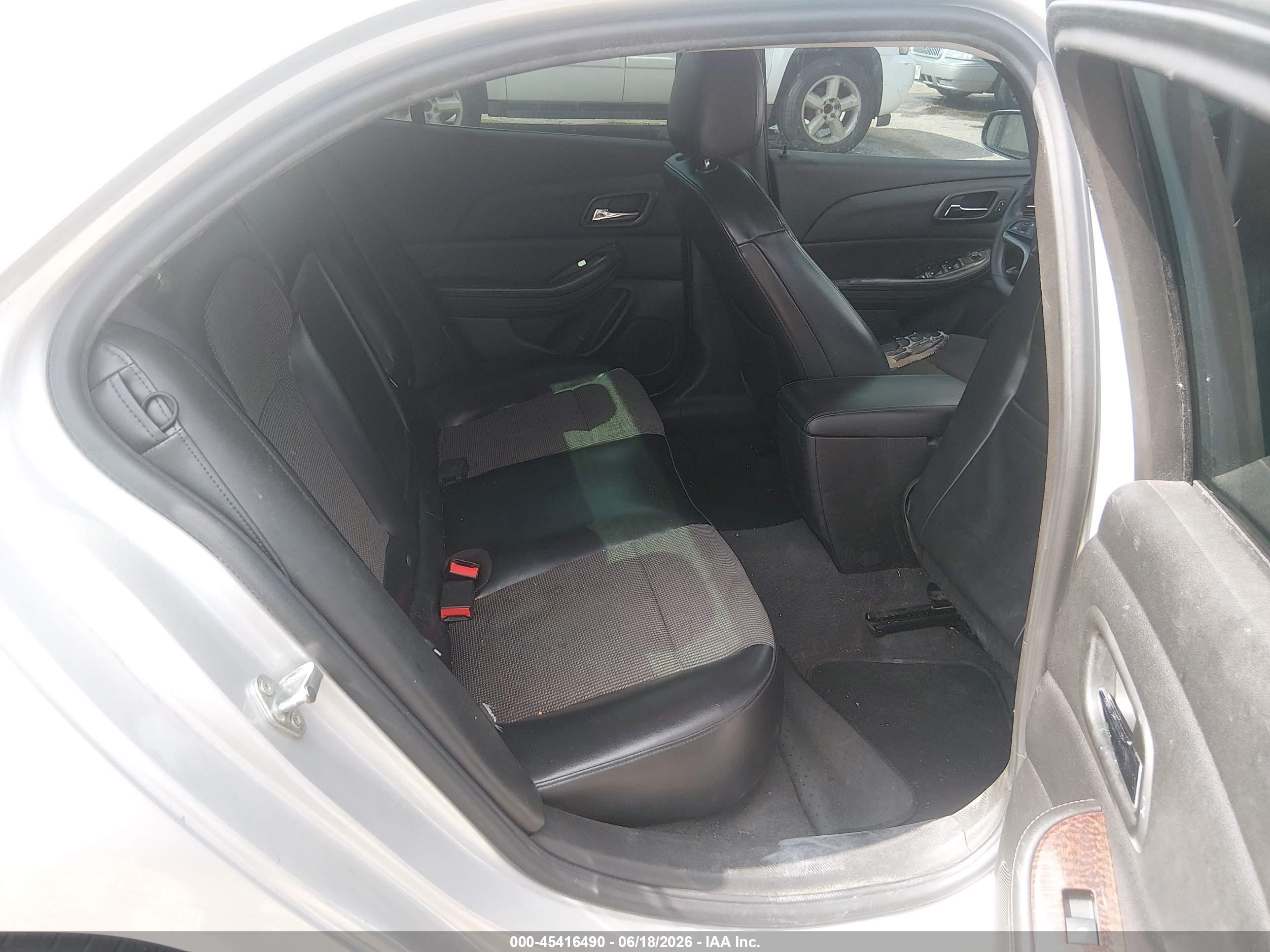 2014 Chevrolet Malibu 1lt Silver vin: 1G11C5SLXEF290809