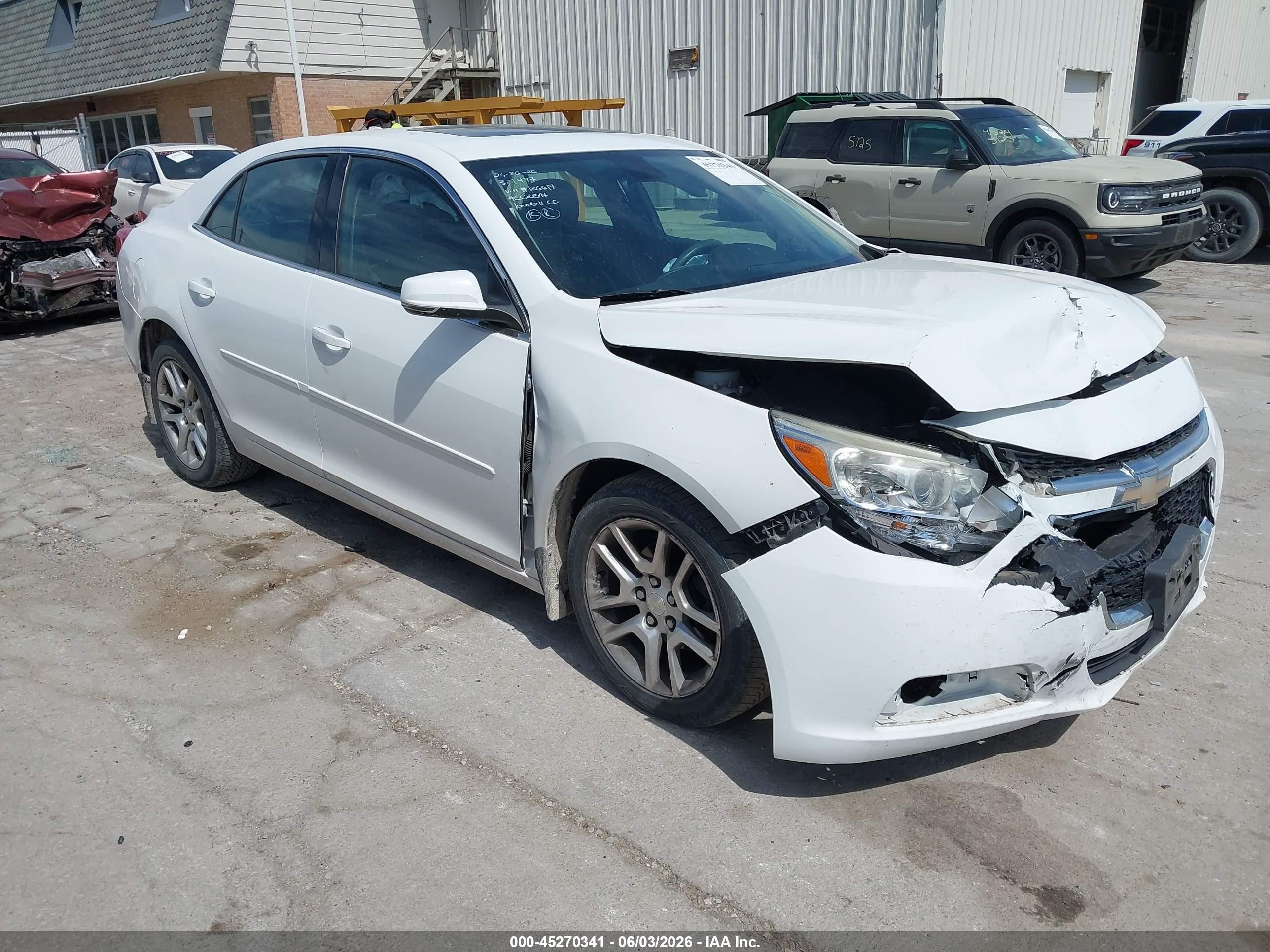 2014 Chevrolet Malibu 1lt White vin: 1G11C5SLXEU126617