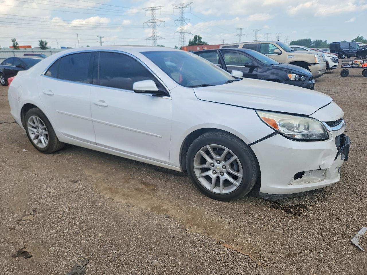2015 Chevrolet Malibu 1lt White vin: 1G11C5SLXFF190971