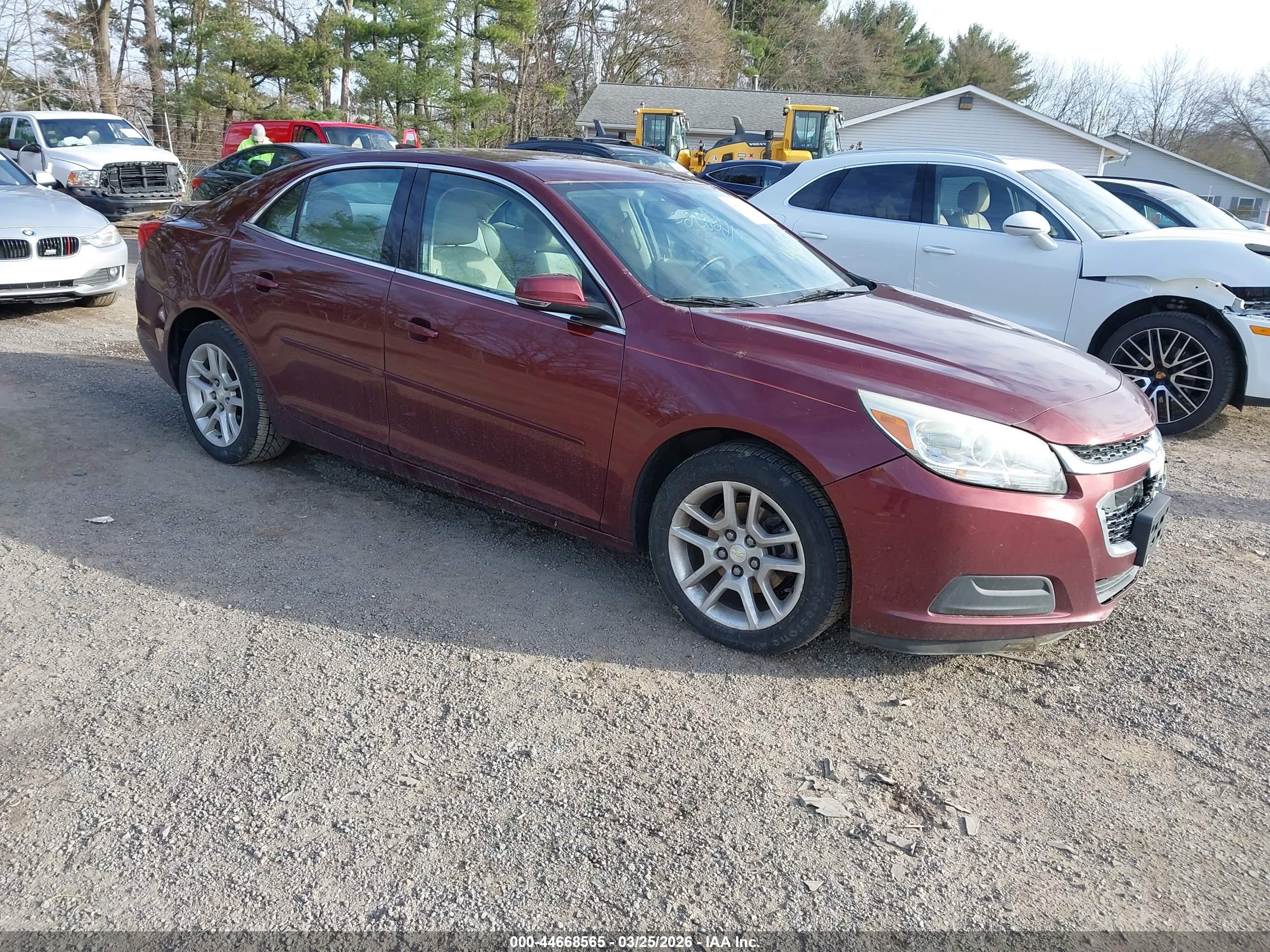2015 Chevrolet Malibu 1lt Red vin: 1G11C5SLXFF246262