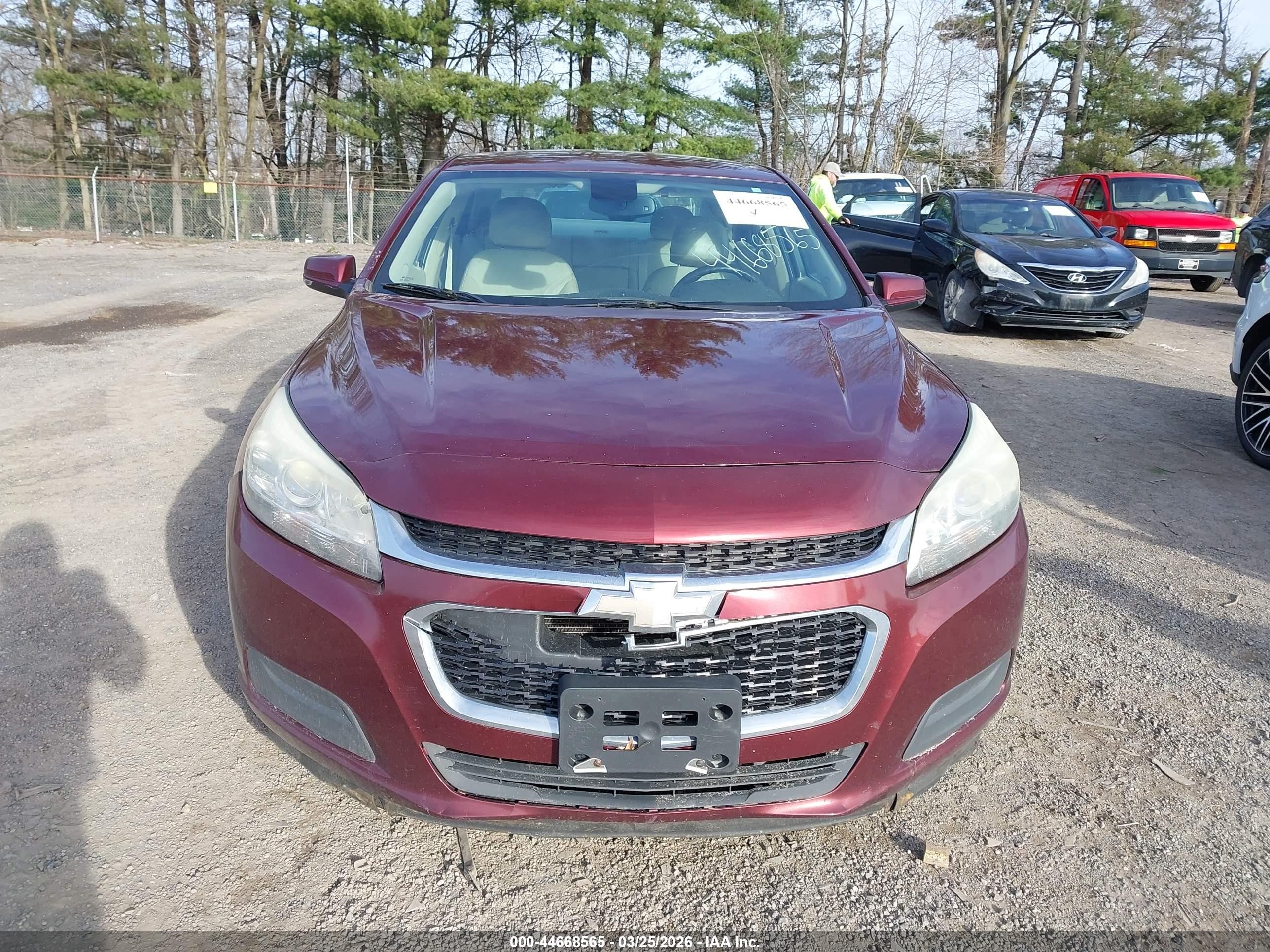 2015 Chevrolet Malibu 1lt Red vin: 1G11C5SLXFF246262