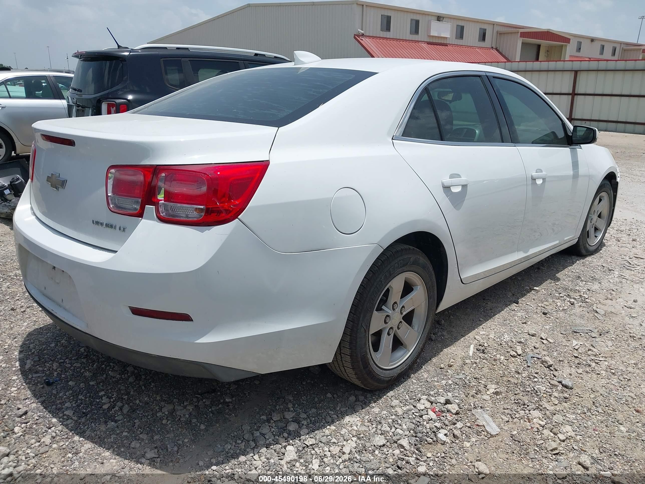 2015 Chevrolet Malibu 1lt White vin: 1G11C5SLXFF302233