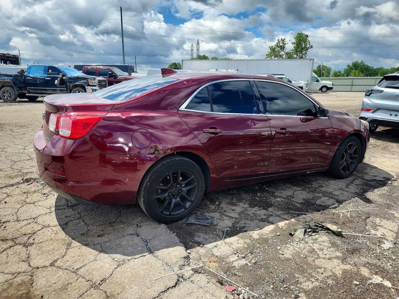 2015 Chevrolet Malibu 1lt Red vin: 1G11C5SLXFF321333