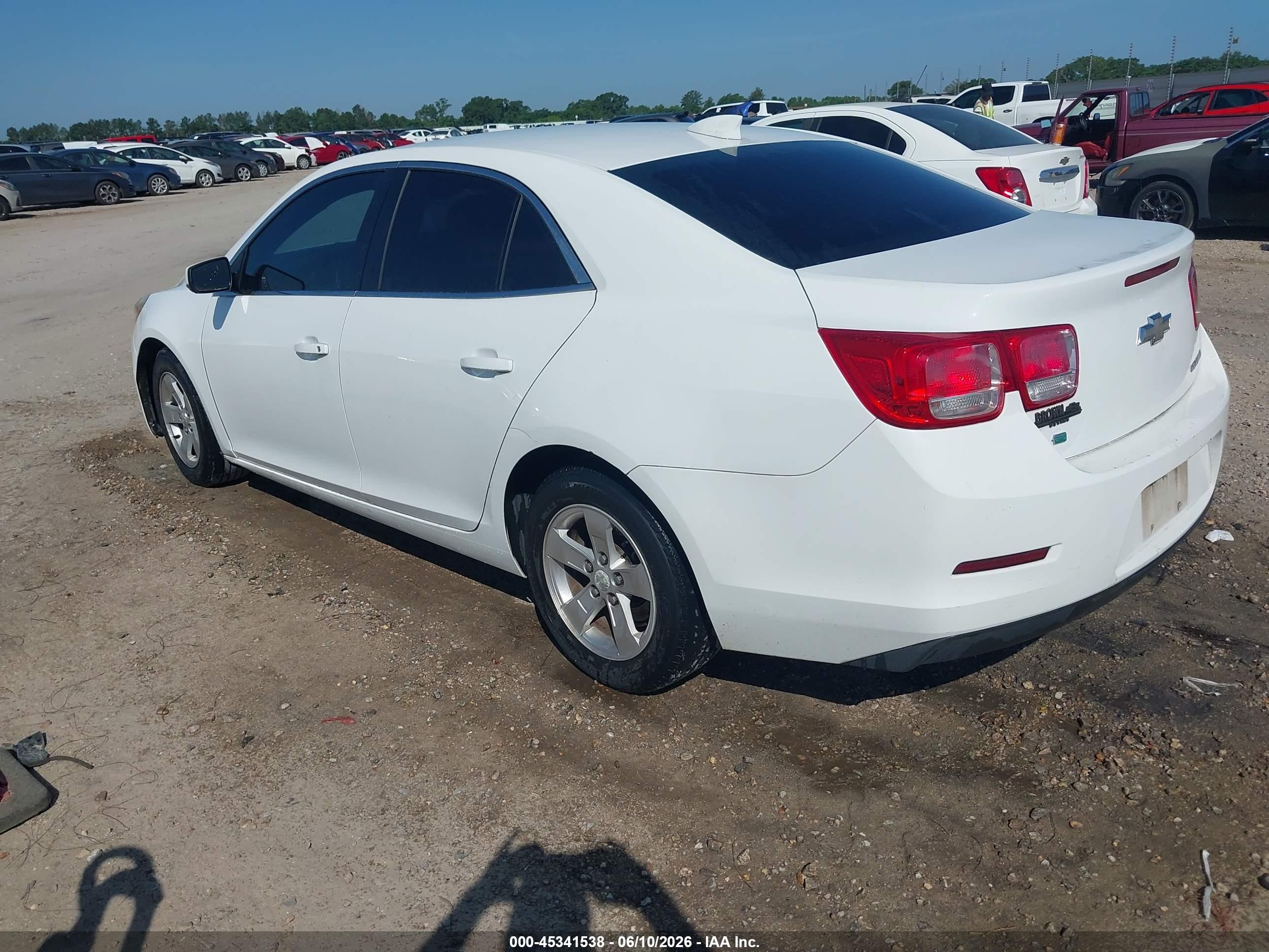2015 Chevrolet Malibu 1lt White vin: 1G11C5SLXFF322837