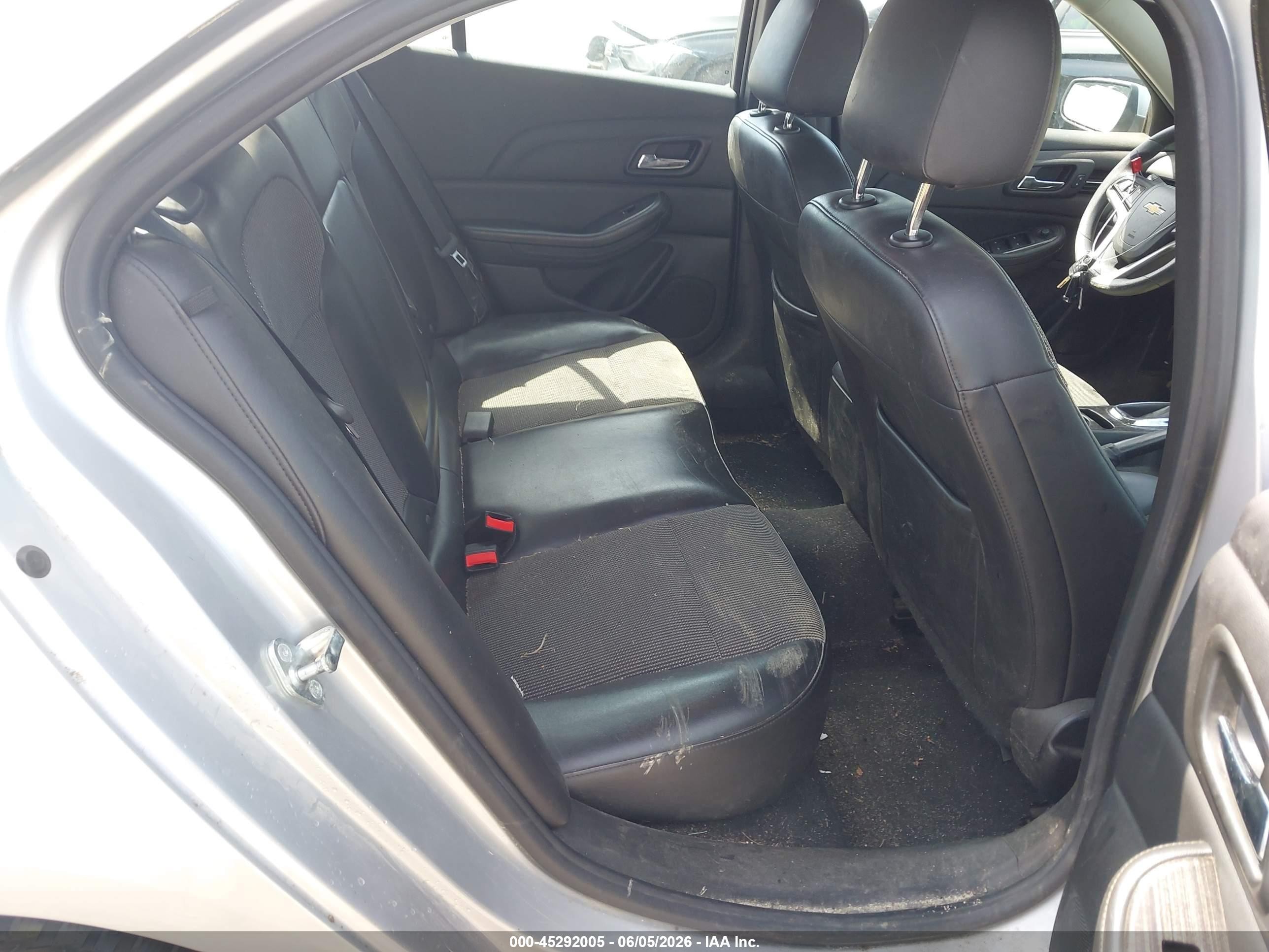 2015 Chevrolet Malibu 1lt Silver vin: 1G11C5SLXFF322935