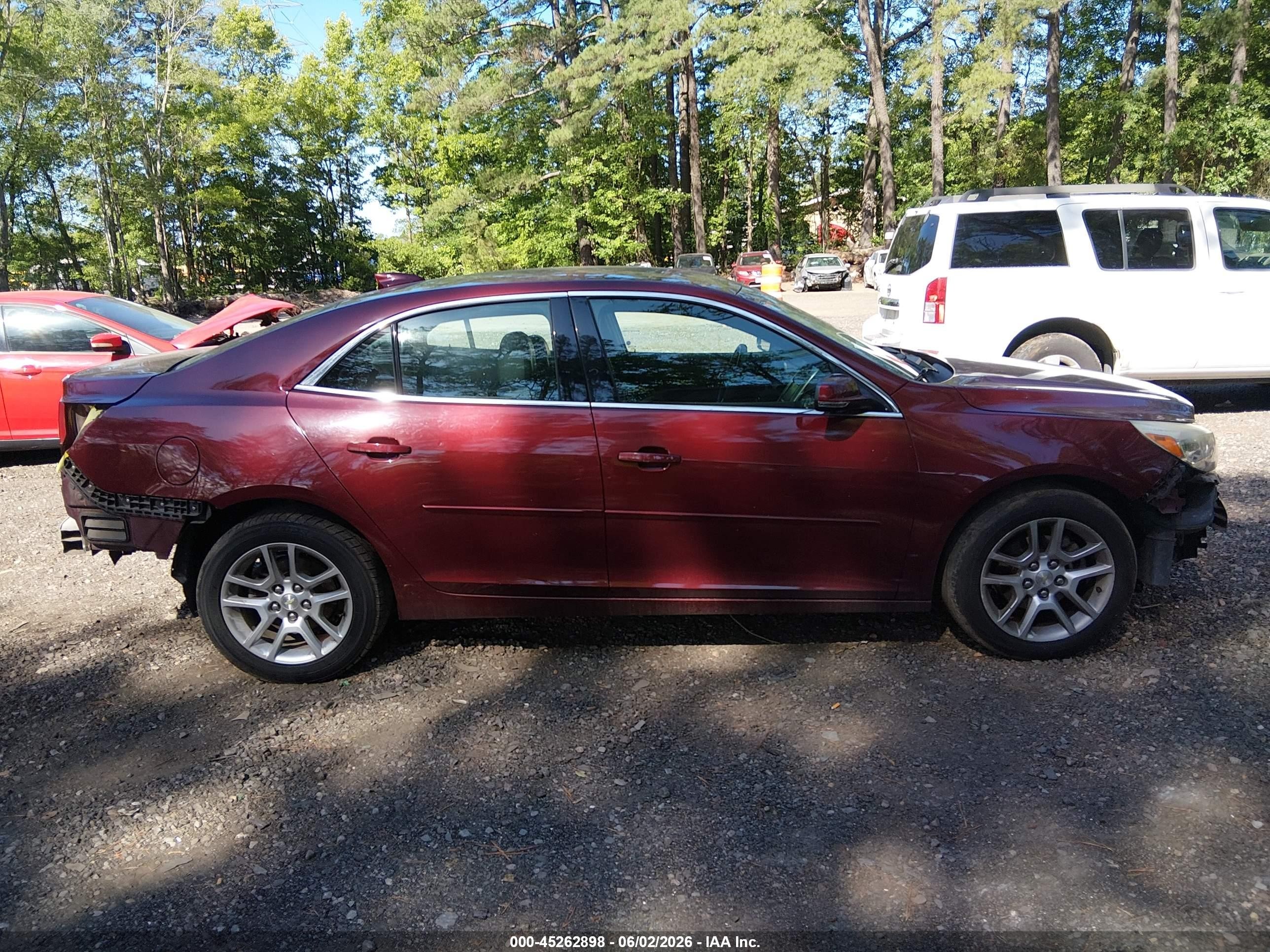 2015 Chevrolet Malibu 1lt Красный vin: 1G11C5SLXFF326158