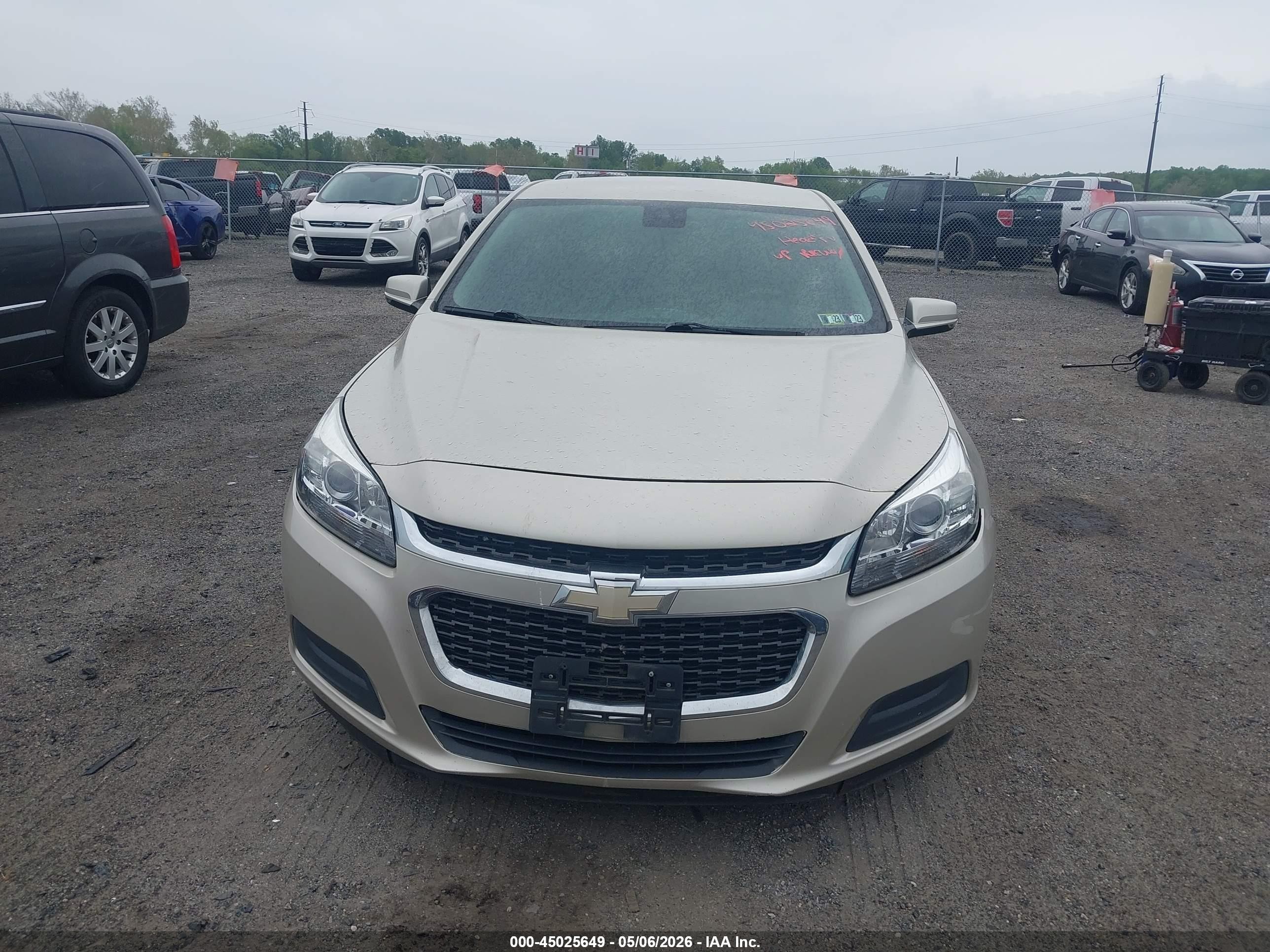 2015 Chevrolet Malibu 1lt Tan vin: 1G11C5SLXFF351657
