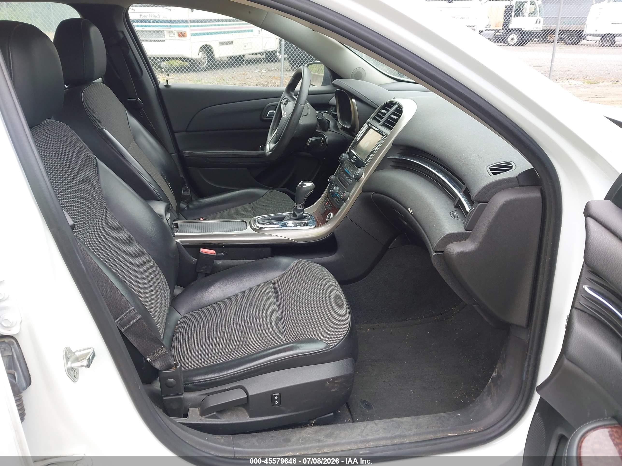2013 Chevrolet Malibu Eco White vin: 1G11D5RR2DF104511