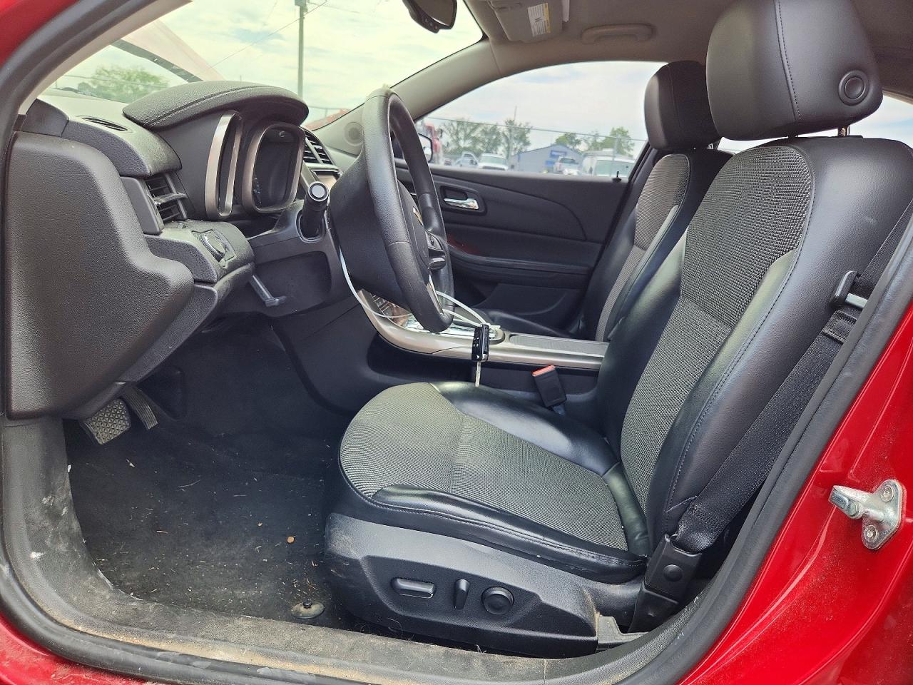 2013 Chevrolet Malibu 1lt Red vin: 1G11D5RR4DF111962