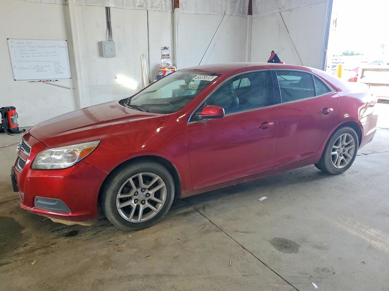 2013 Chevrolet Malibu 1lt Red vin: 1G11D5RR8DF115304