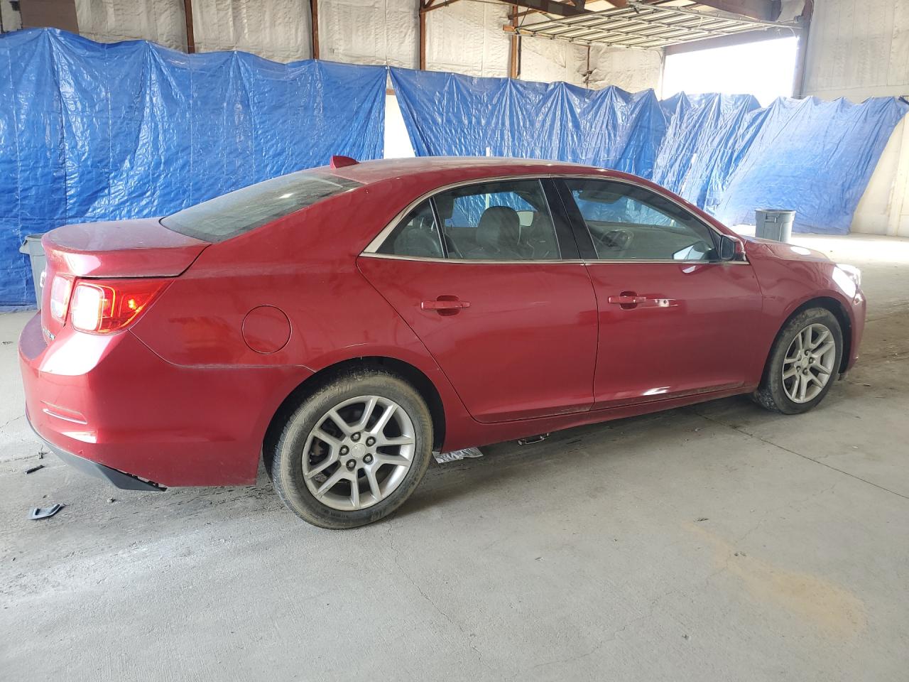 2013 Chevrolet Malibu 1lt Красный vin: 1G11D5RR8DF115304 Damage: Right Qtr Panel, Dent(S) W/No Paint Dmg, 1/2 To 1 Inch