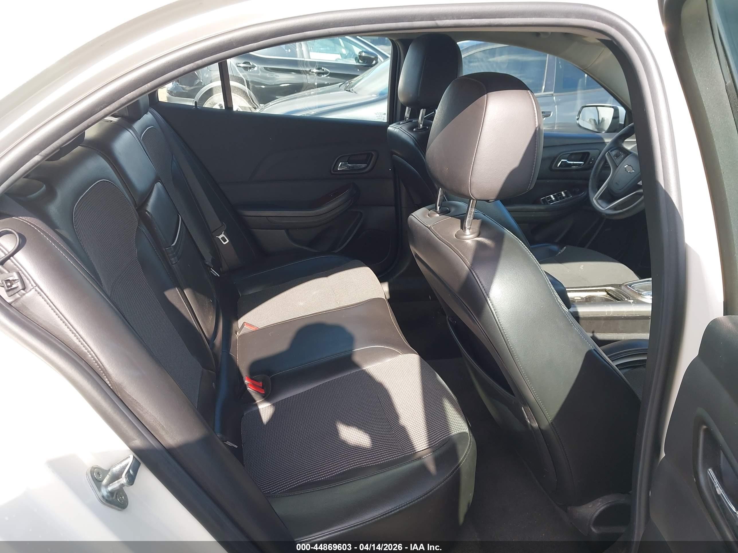 2013 Chevrolet Malibu Eco Белый vin: 1G11D5RR9DF112847