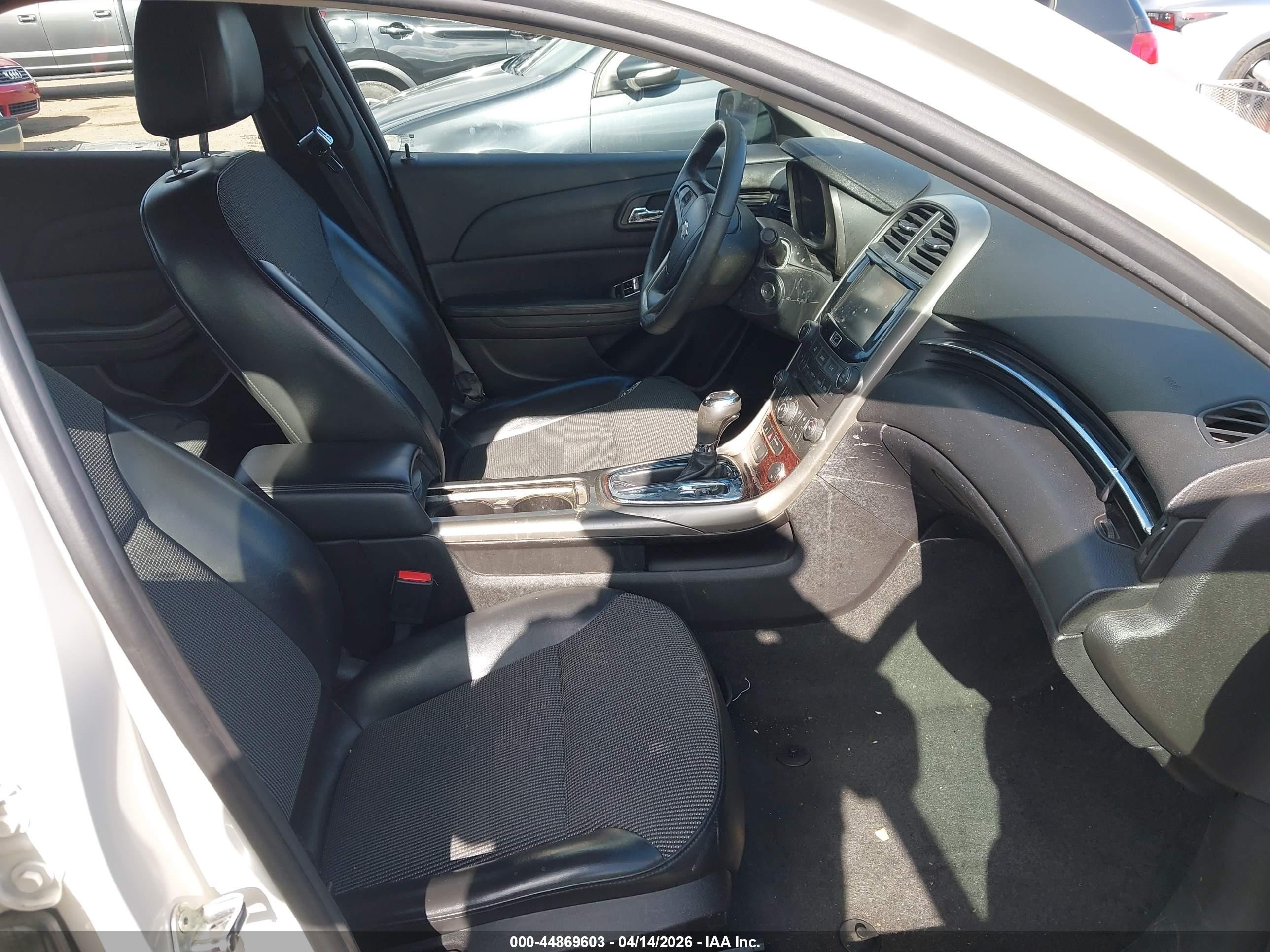 2013 Chevrolet Malibu Eco Белый vin: 1G11D5RR9DF112847