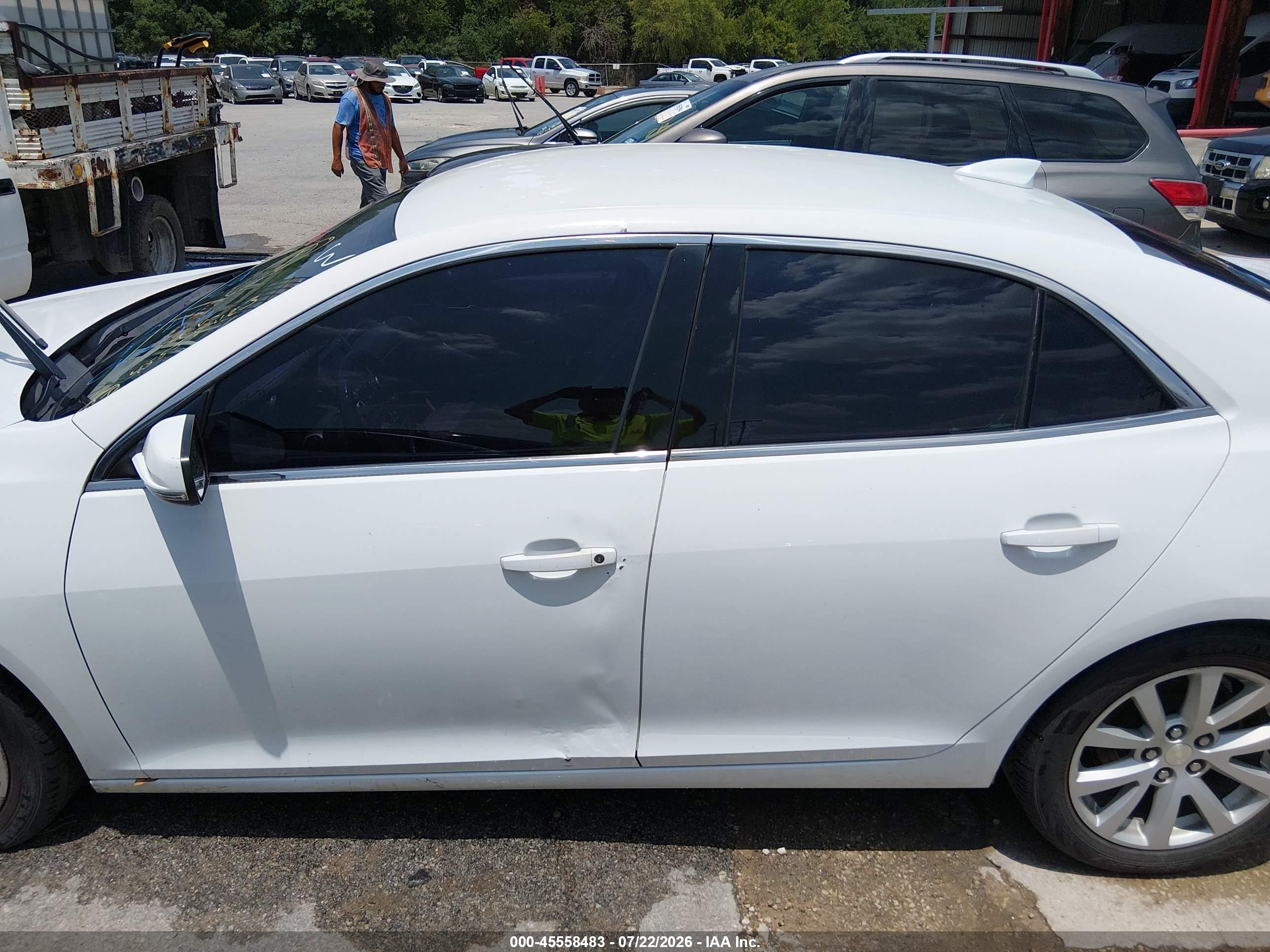 2015 Chevrolet Malibu 2lt Белый vin: 1G11D5SL0FF126466