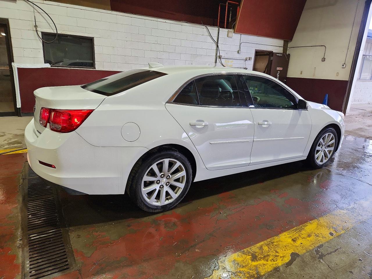 2015 Chevrolet Malibu 2lt White vin: 1G11D5SL0FF254500