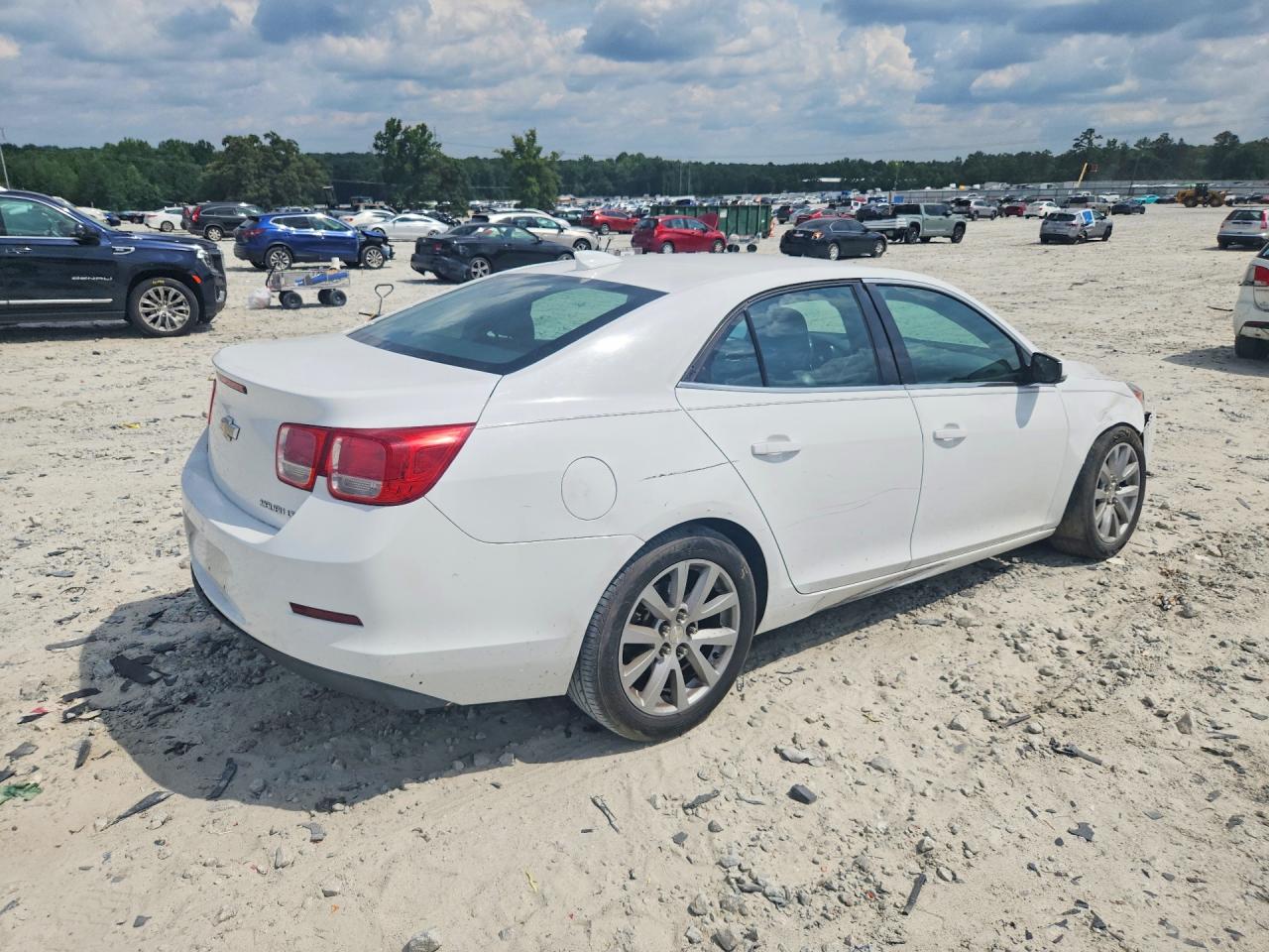 2015 Chevrolet Malibu 2lt Белый vin: 1G11D5SL0FU106360