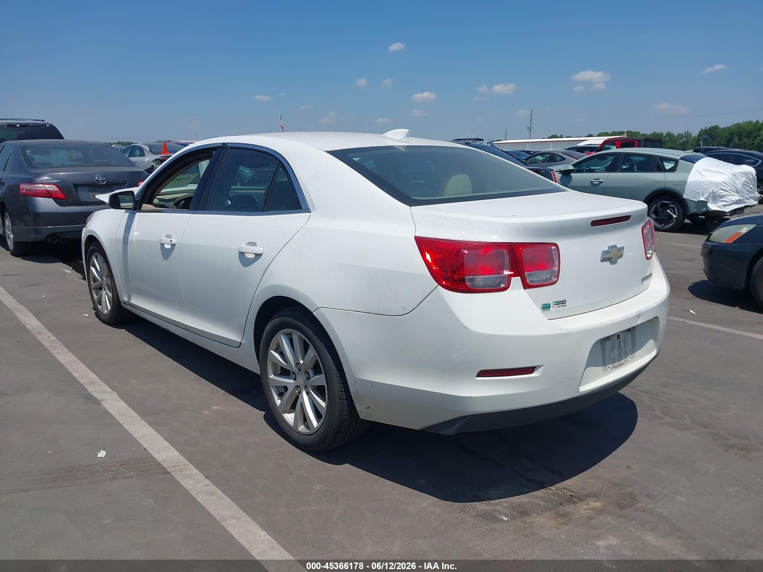 2015 Chevrolet Malibu 2lt White vin: 1G11D5SL1FF125861