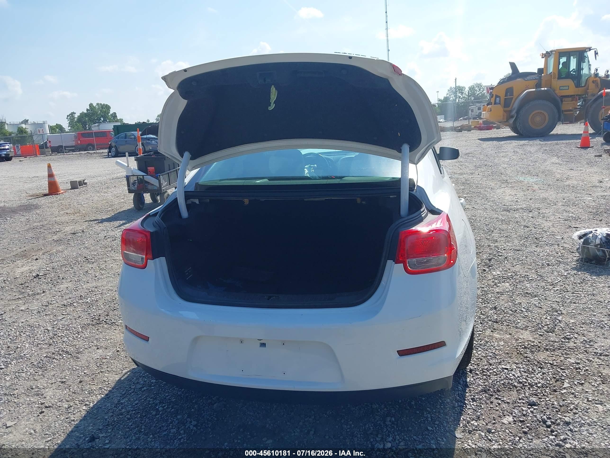 2015 Chevrolet Malibu 2lt White vin: 1G11D5SL1FU117982
