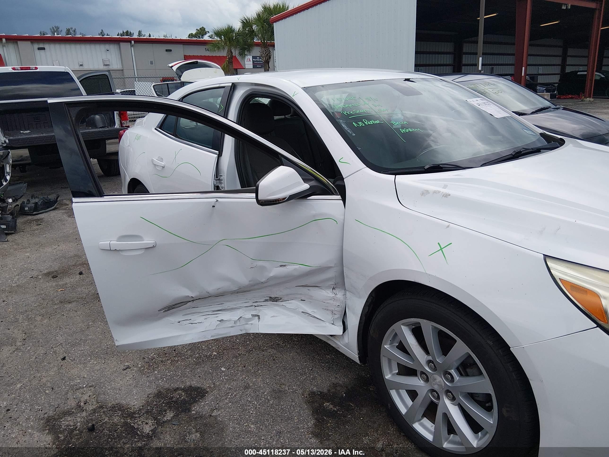 2015 Chevrolet Malibu 2lt White vin: 1G11D5SL3FF151913