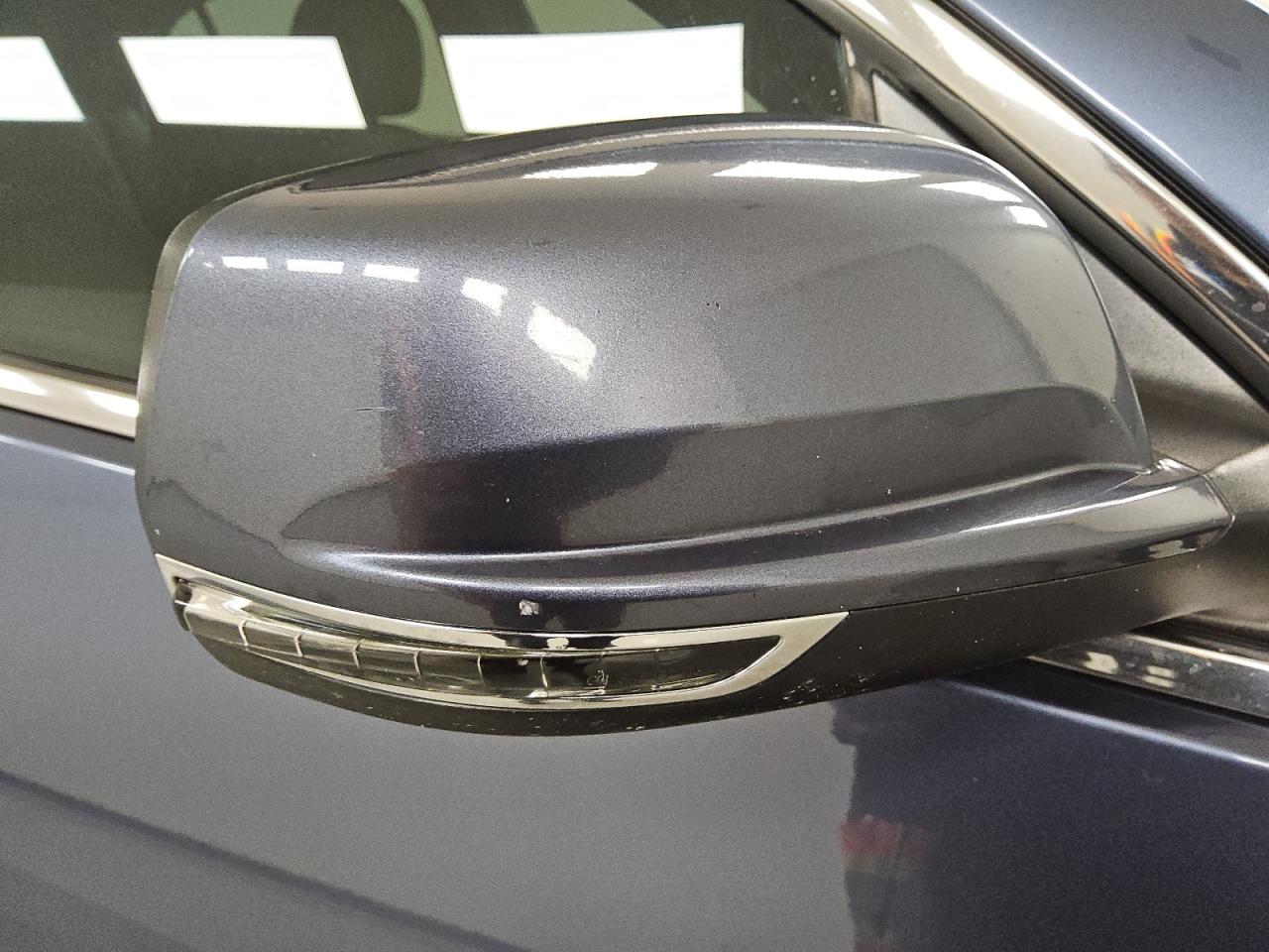 2015 Chevrolet Malibu 2lt Blue vin: 1G11D5SL3FF257357 Damage: Rf Mirror Cover, Chipped, 3