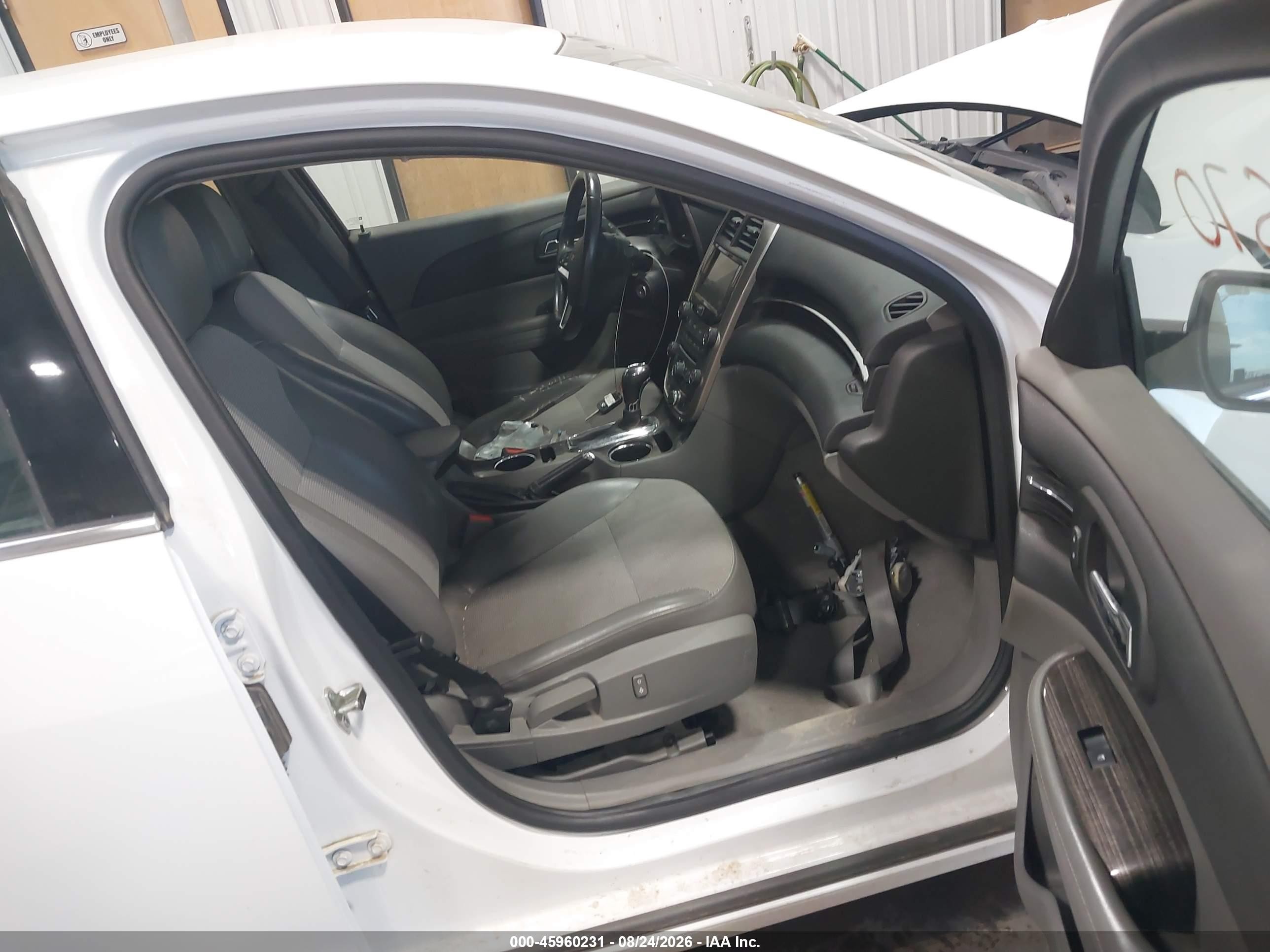 2015 Chevrolet Malibu 2lt White vin: 1G11D5SL5FF144381