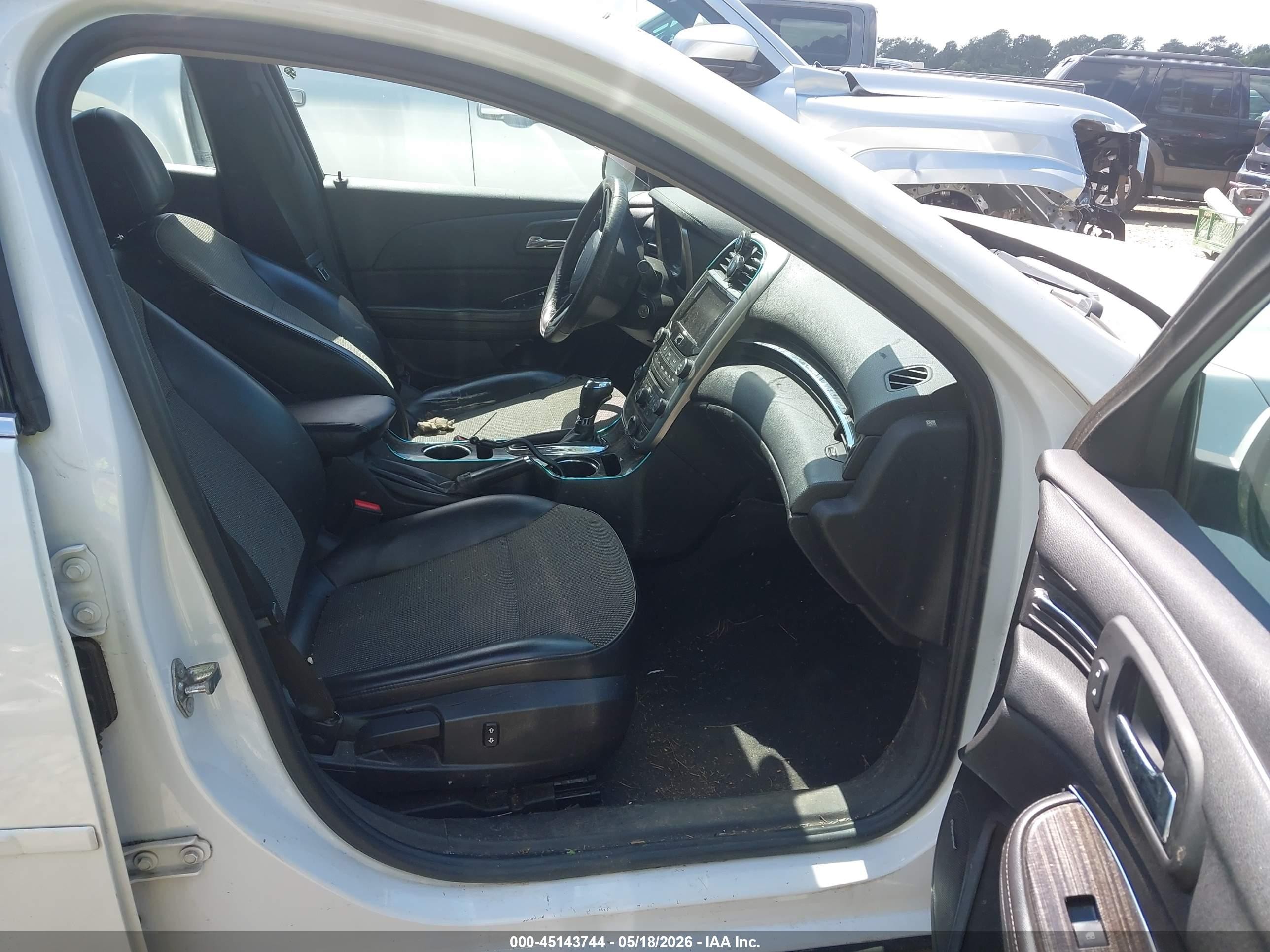 2015 Chevrolet Malibu 2lt White vin: 1G11D5SL5FU122912