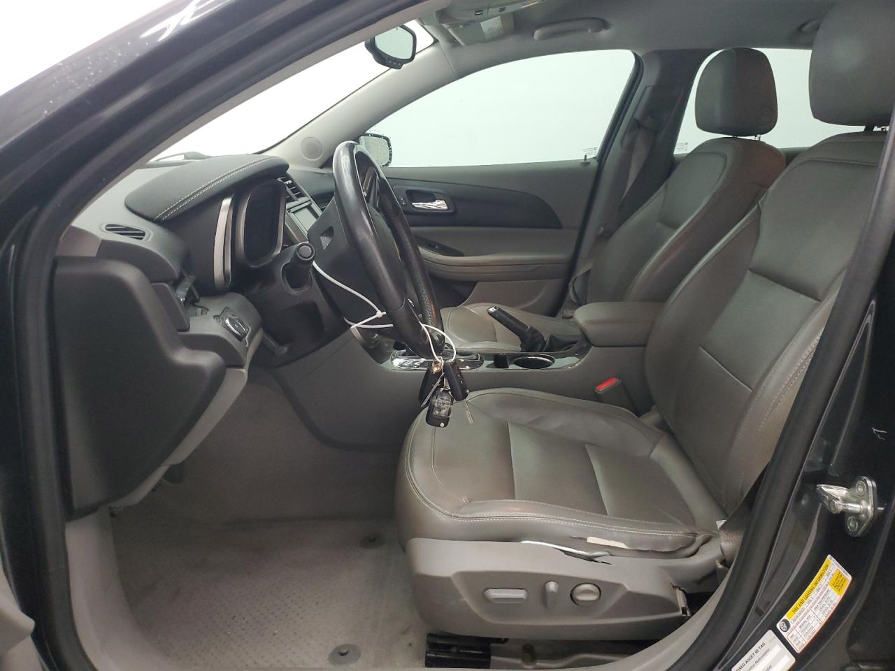 2015 Chevrolet Malibu 2lt Gray vin: 1G11D5SL7FF302851 Damage: Left Front Seat Cushion, Torn, 7 To 8 Inches