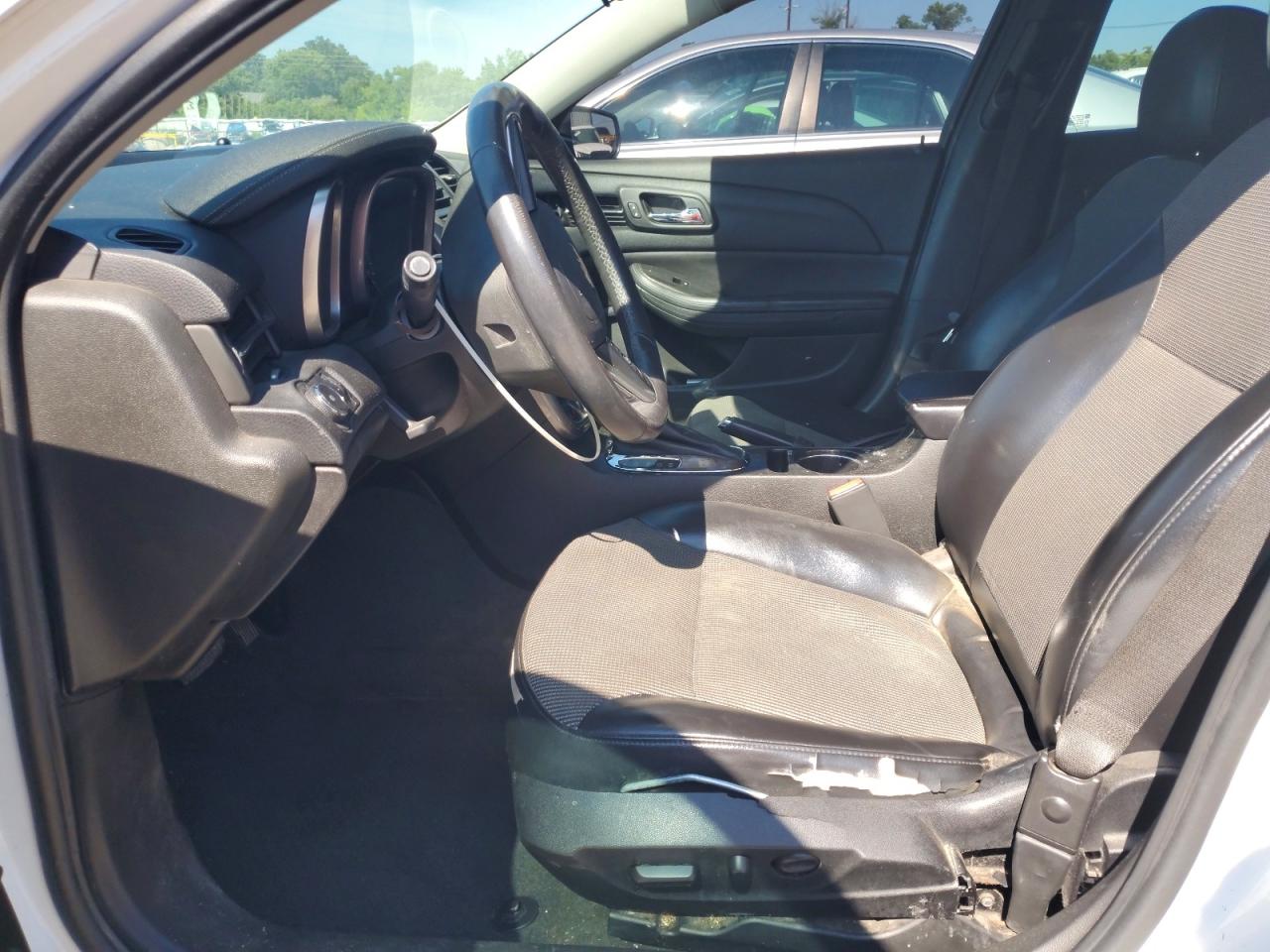 2015 Chevrolet Malibu 2lt Белый vin: 1G11D5SL7FU106419