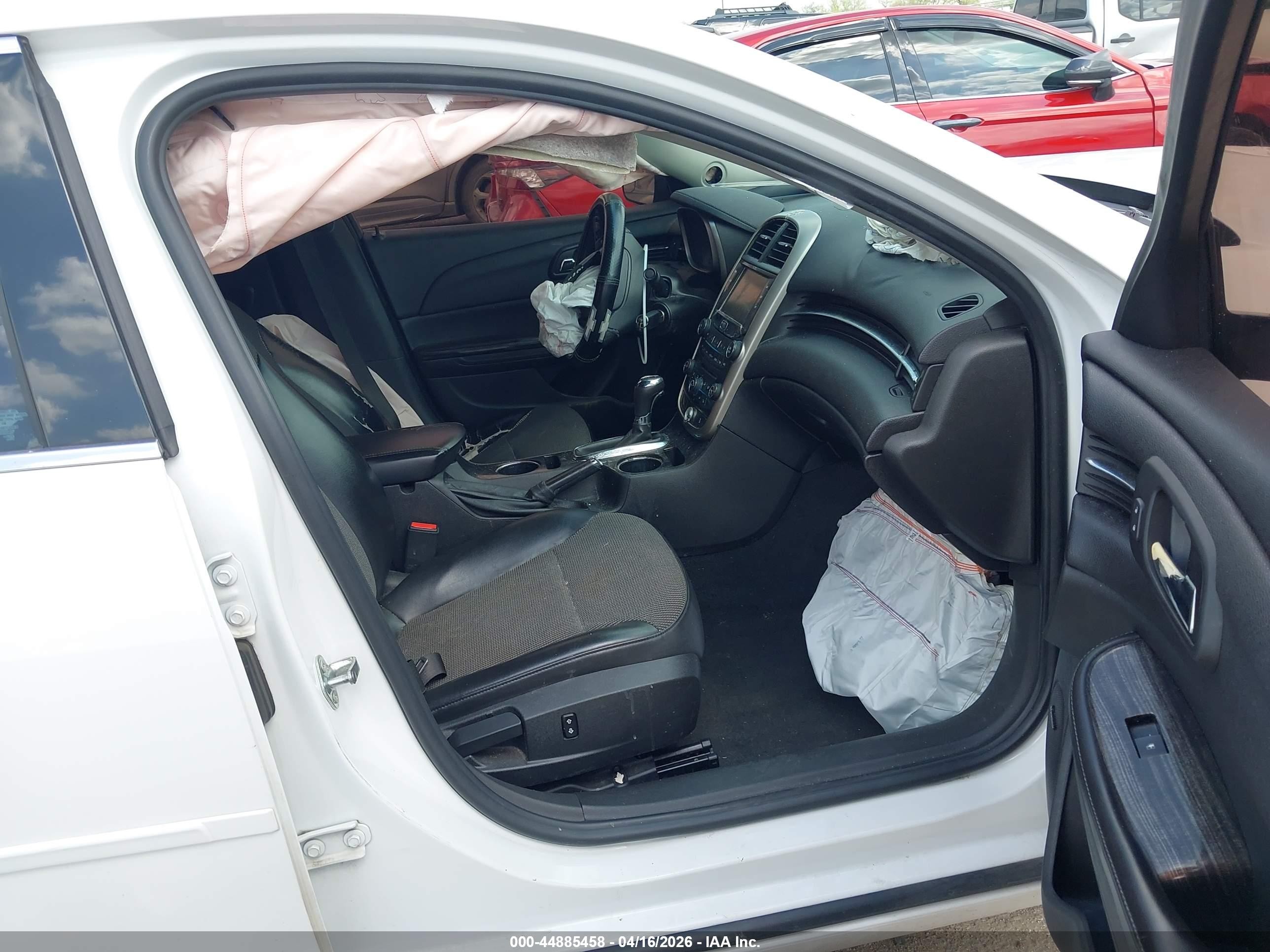 2015 Chevrolet Malibu 2lt White vin: 1G11D5SL7FU150906