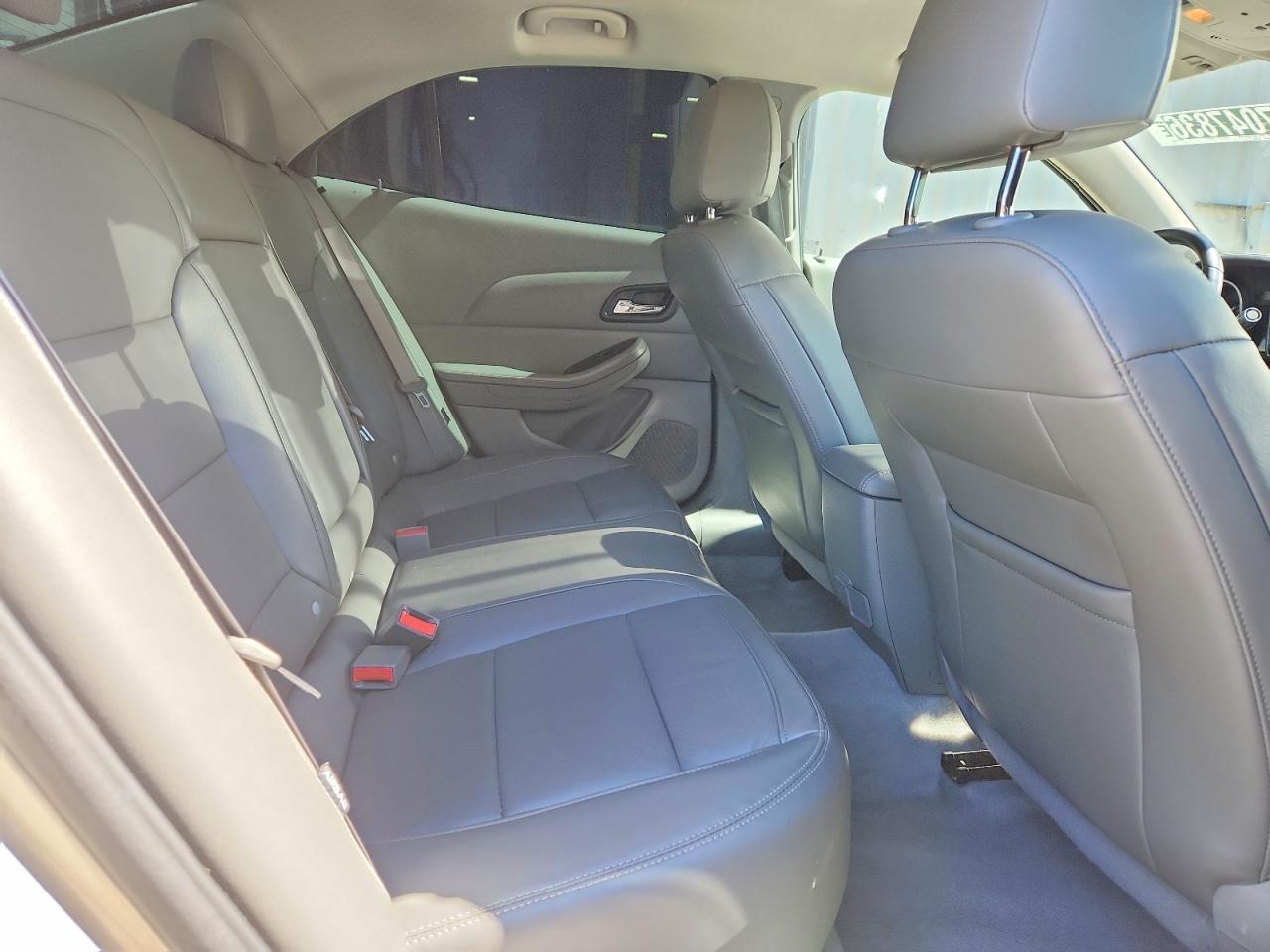 2015 Chevrolet Malibu 2lt Beige vin: 1G11D5SL8FF227660