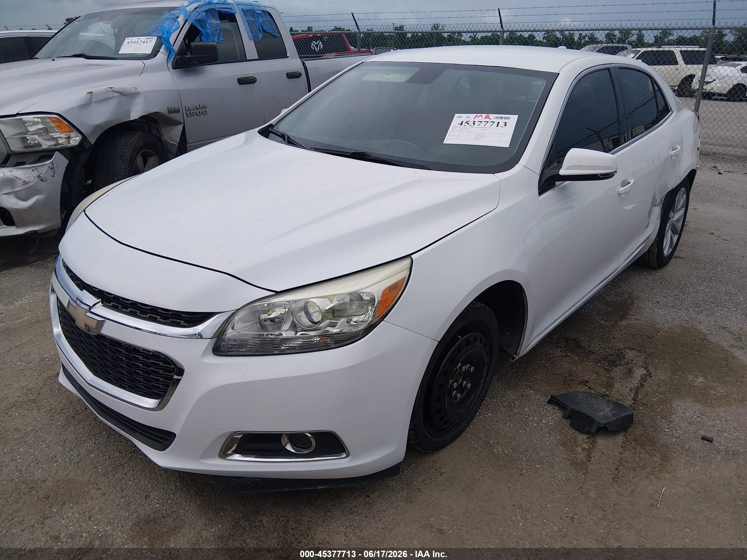 2015 Chevrolet Malibu 2lt Белый vin: 1G11D5SL9FF129110