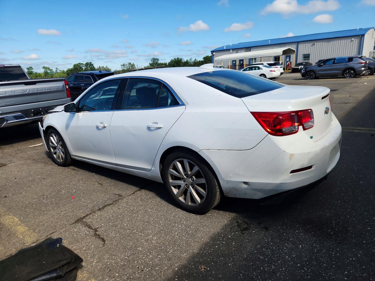 2015 Chevrolet Malibu 2lt White vin: 1G11D5SL9FF172975