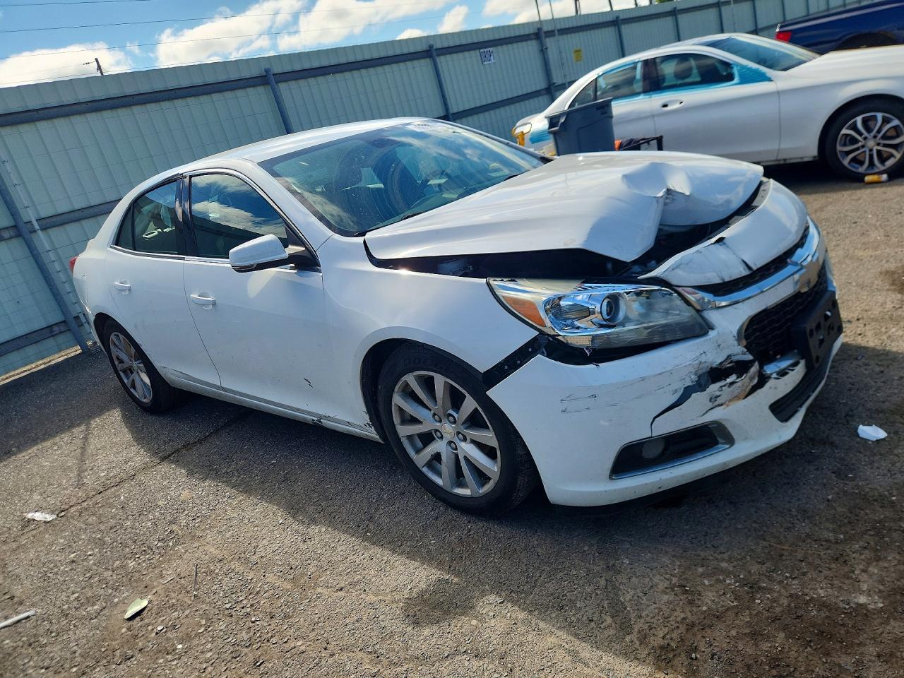 2015 Chevrolet Malibu 2lt White vin: 1G11D5SL9FF172975